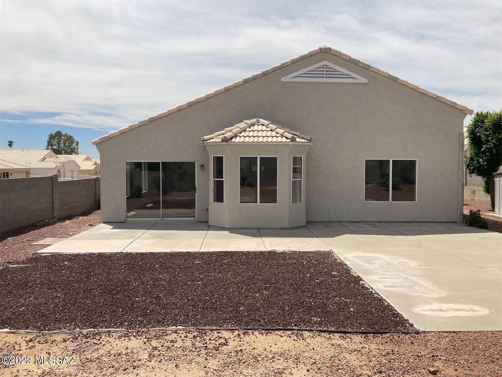 Thornydale Terrace(1-104) - Residential