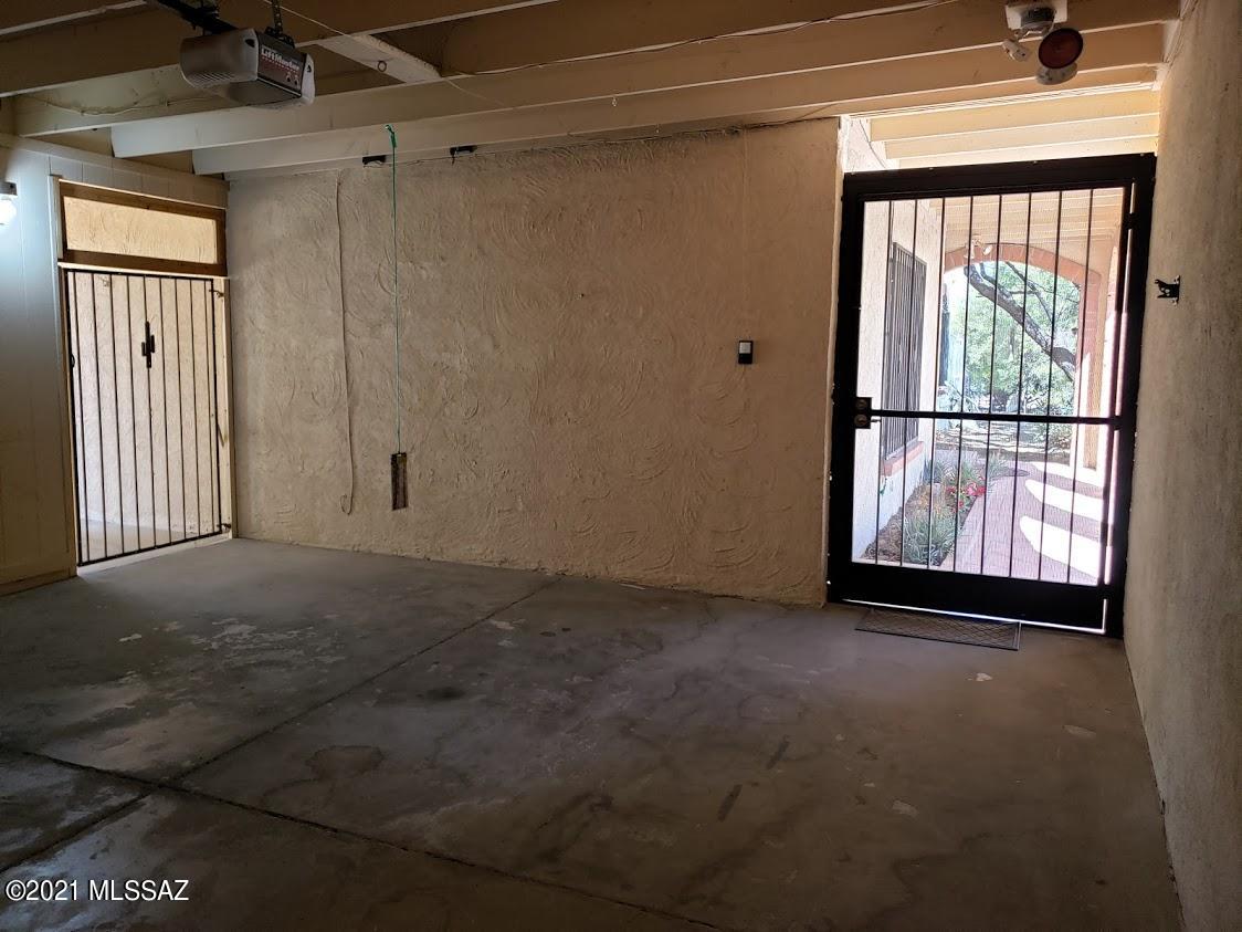 Casas Adobes West (1-220) - Residential