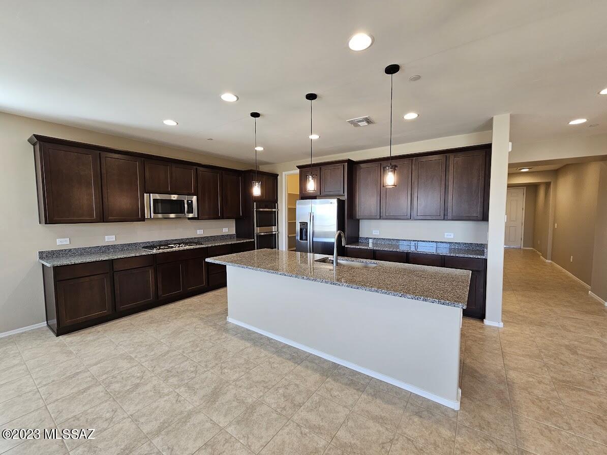 Gladden Farms BLK 30 - Residential Lease