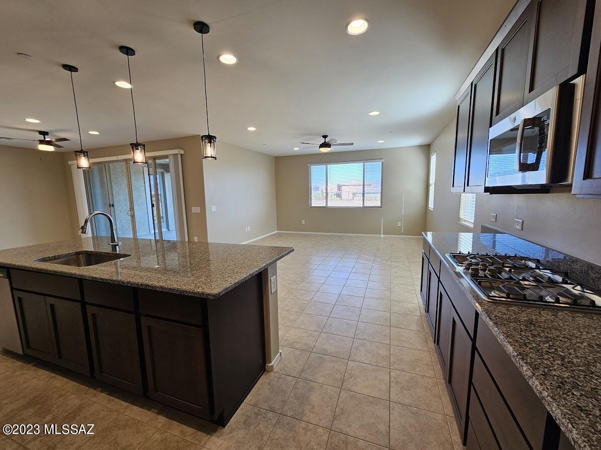 Gladden Farms BLK 30 - Residential Lease