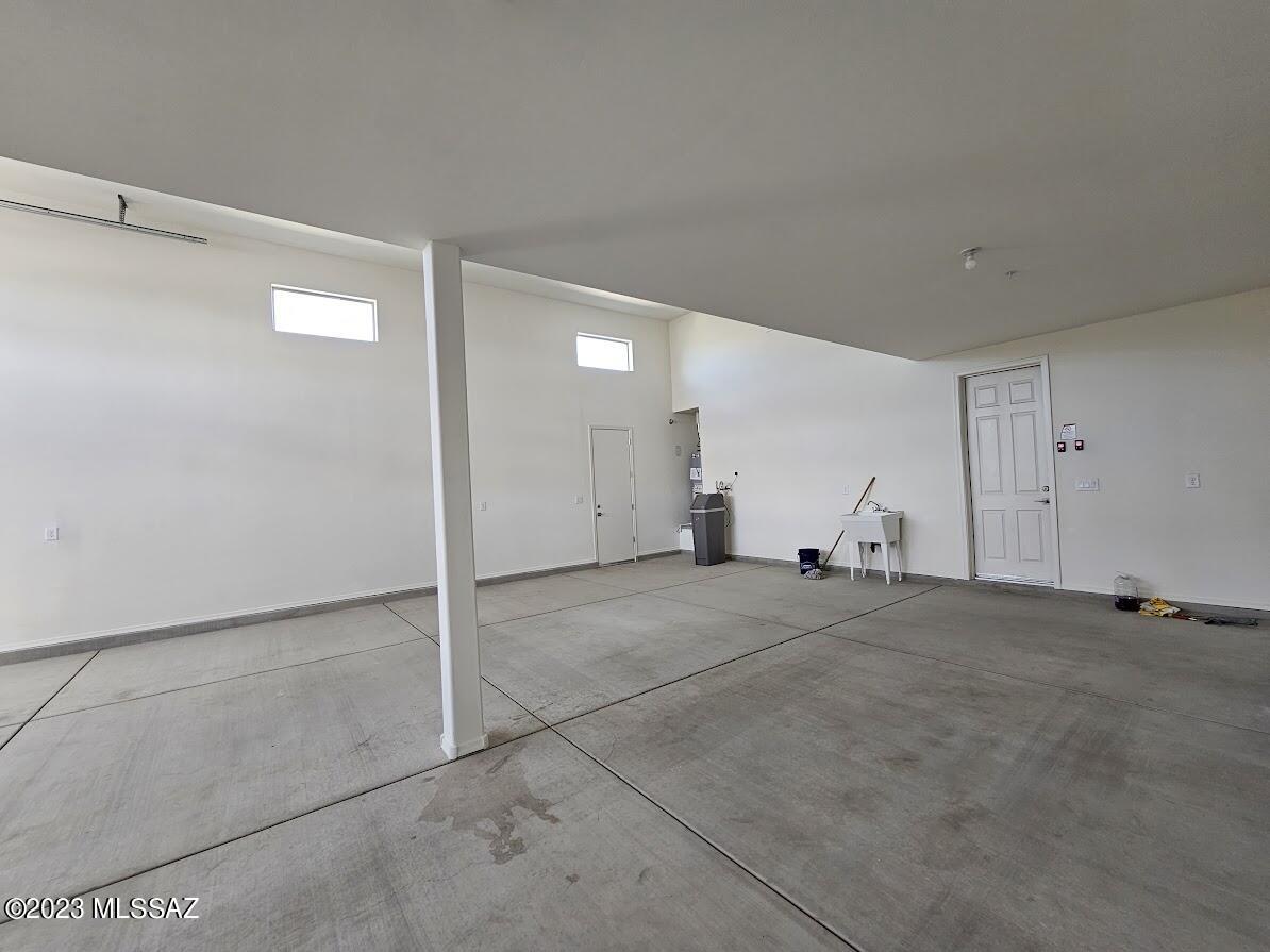 Gladden Farms BLK 30 - Residential Lease