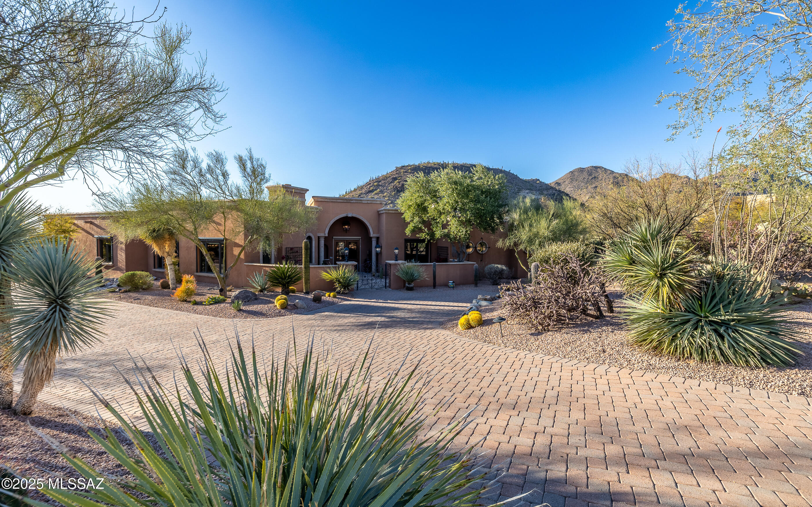 4852 W Dove Nest Place