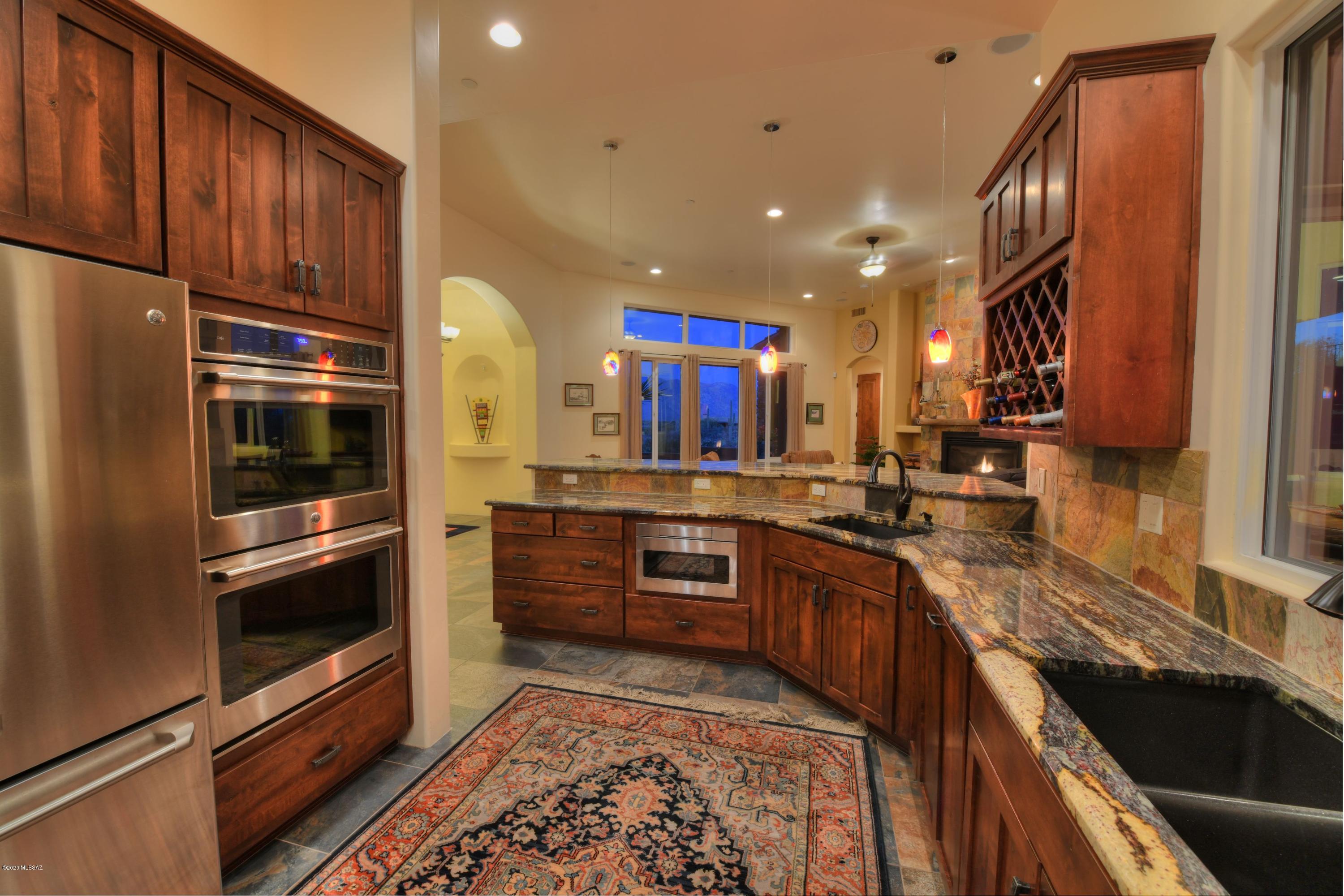 Stone Canyon III - Residential