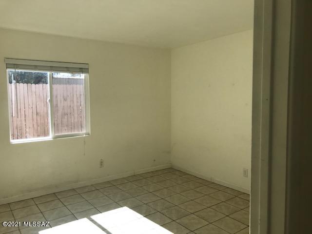 Unsubdivided - Residential Lease