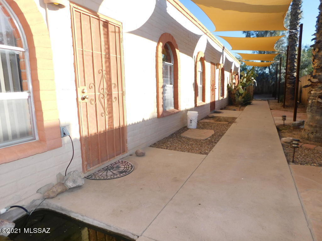 Unsubdivided - Residential Lease