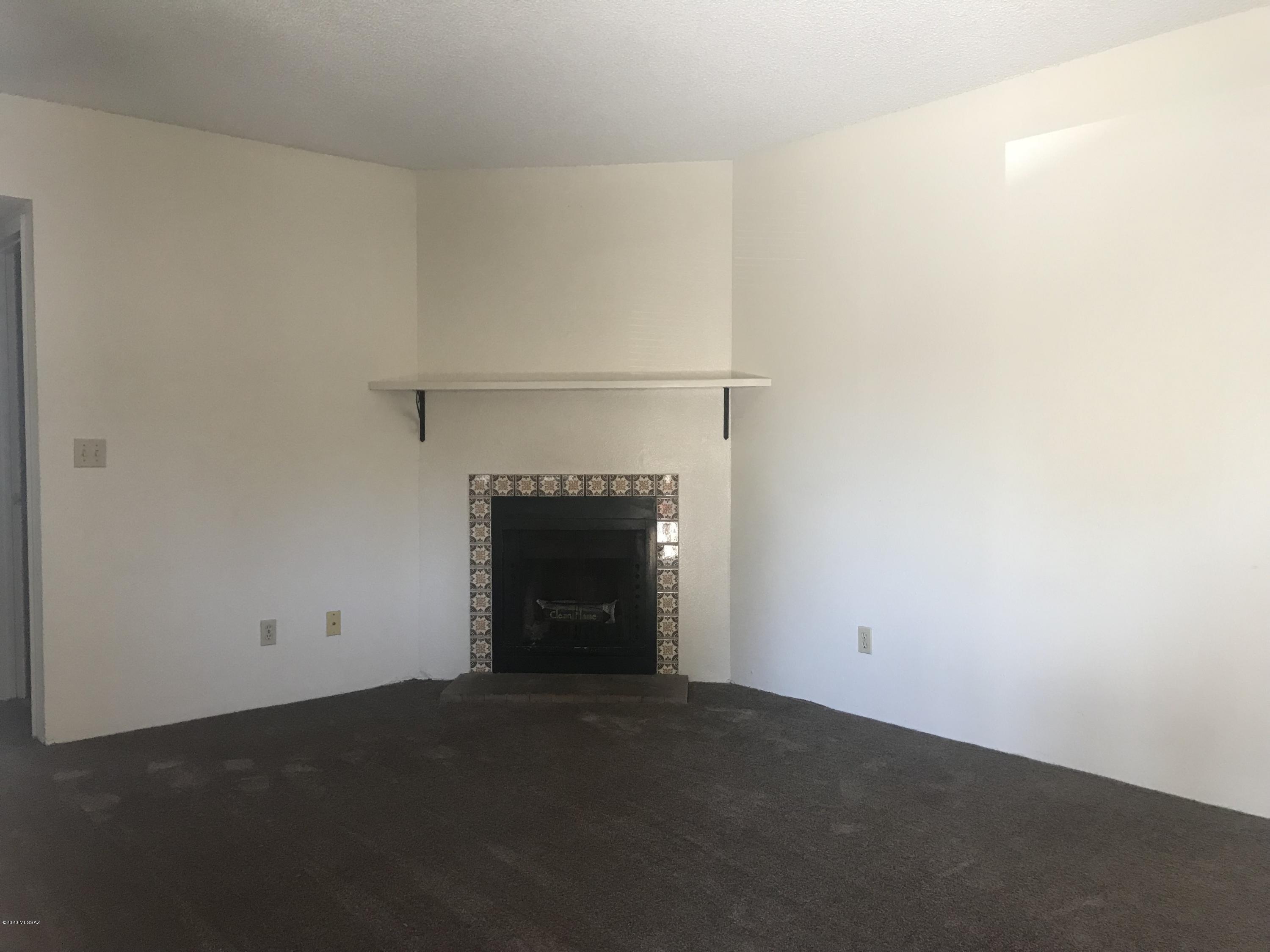 North Mountain Est. Condos - Residential Lease