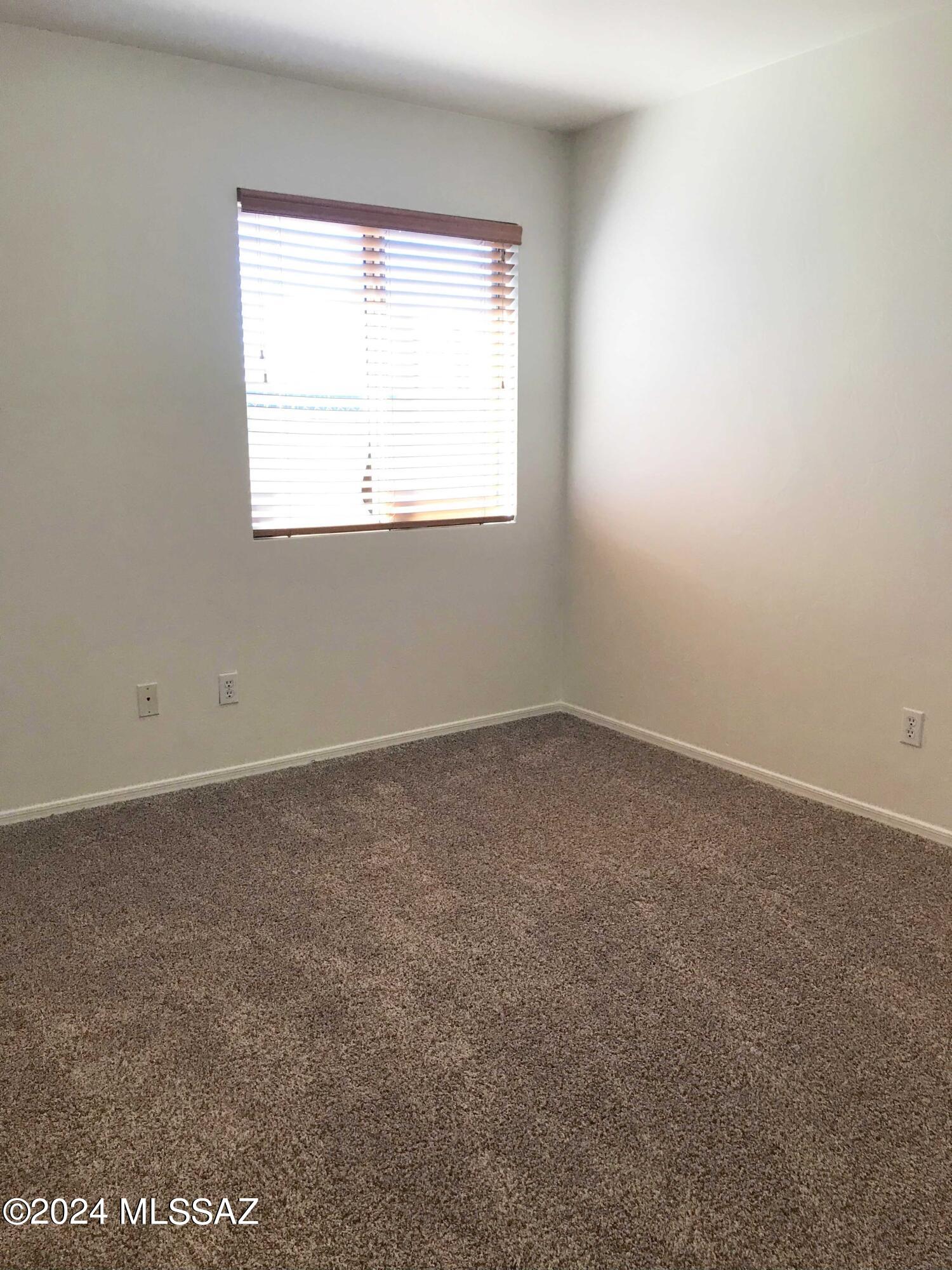 Silver Creek (1-288) - Residential Lease
