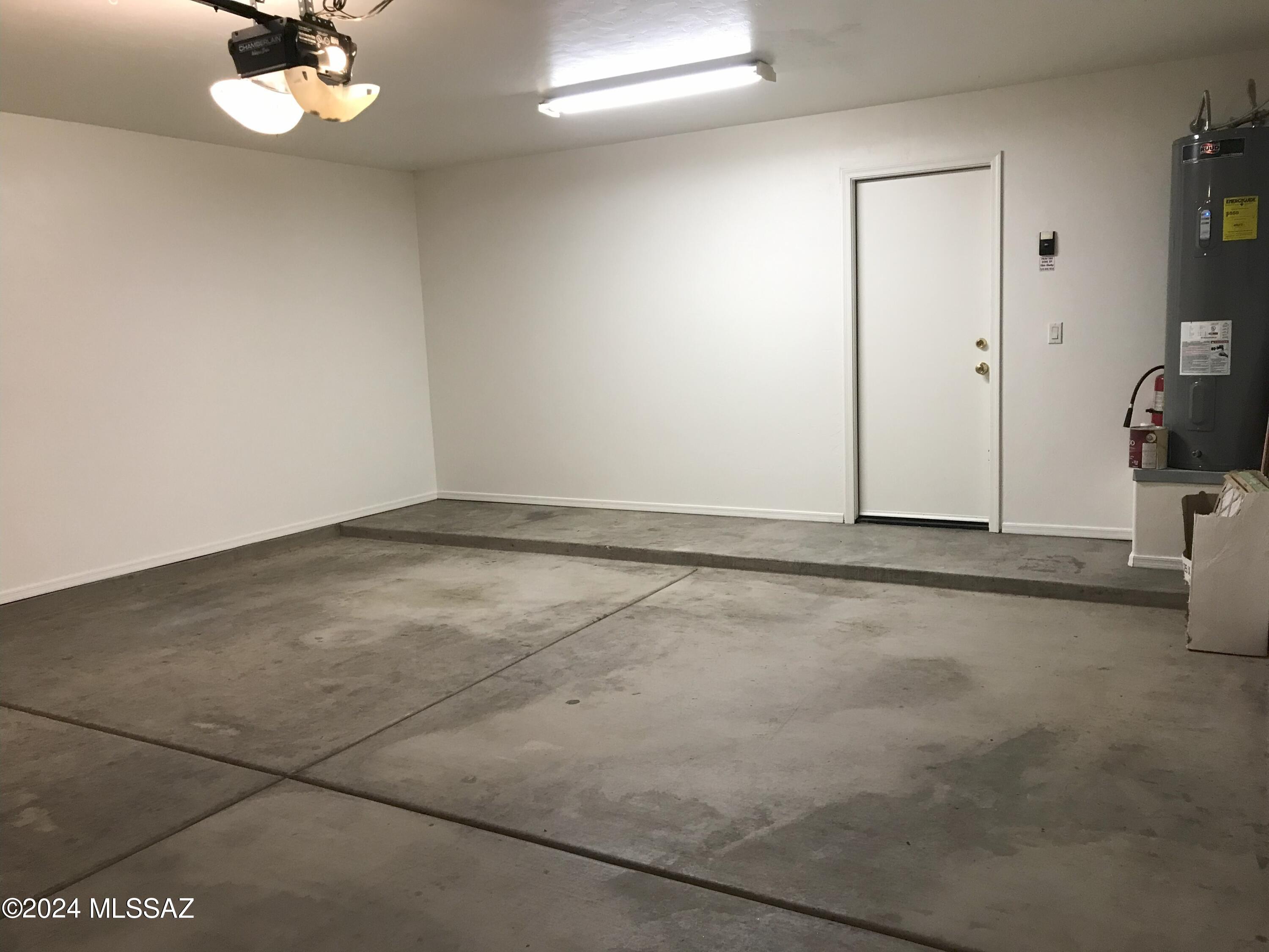 Silver Creek (1-288) - Residential Lease