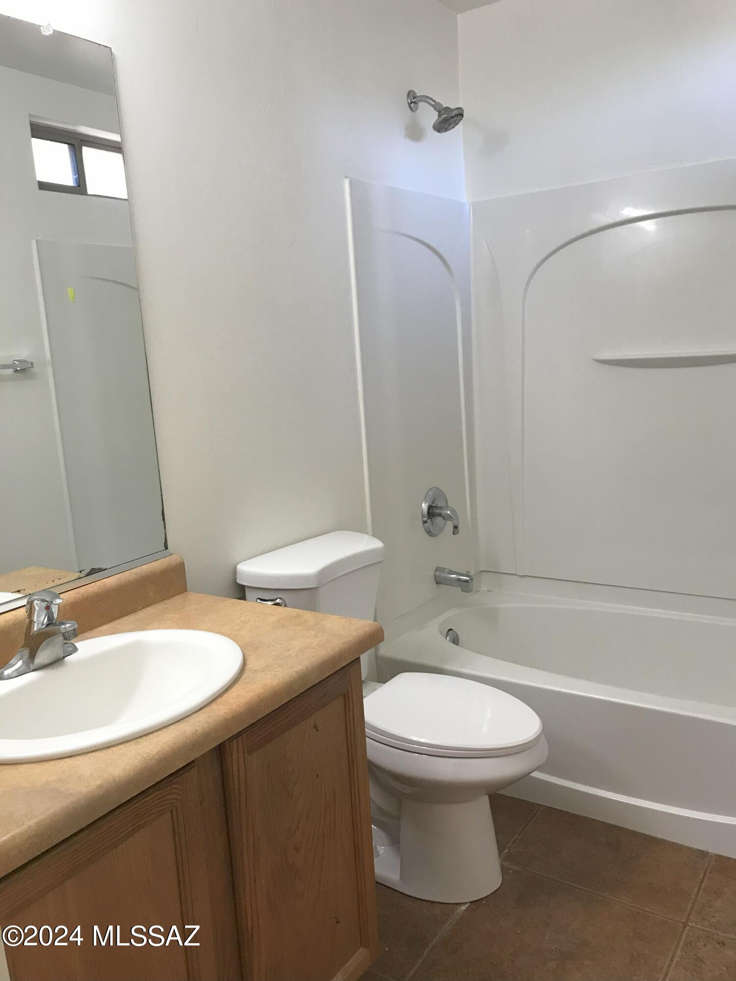 Silver Creek (1-288) - Residential Lease