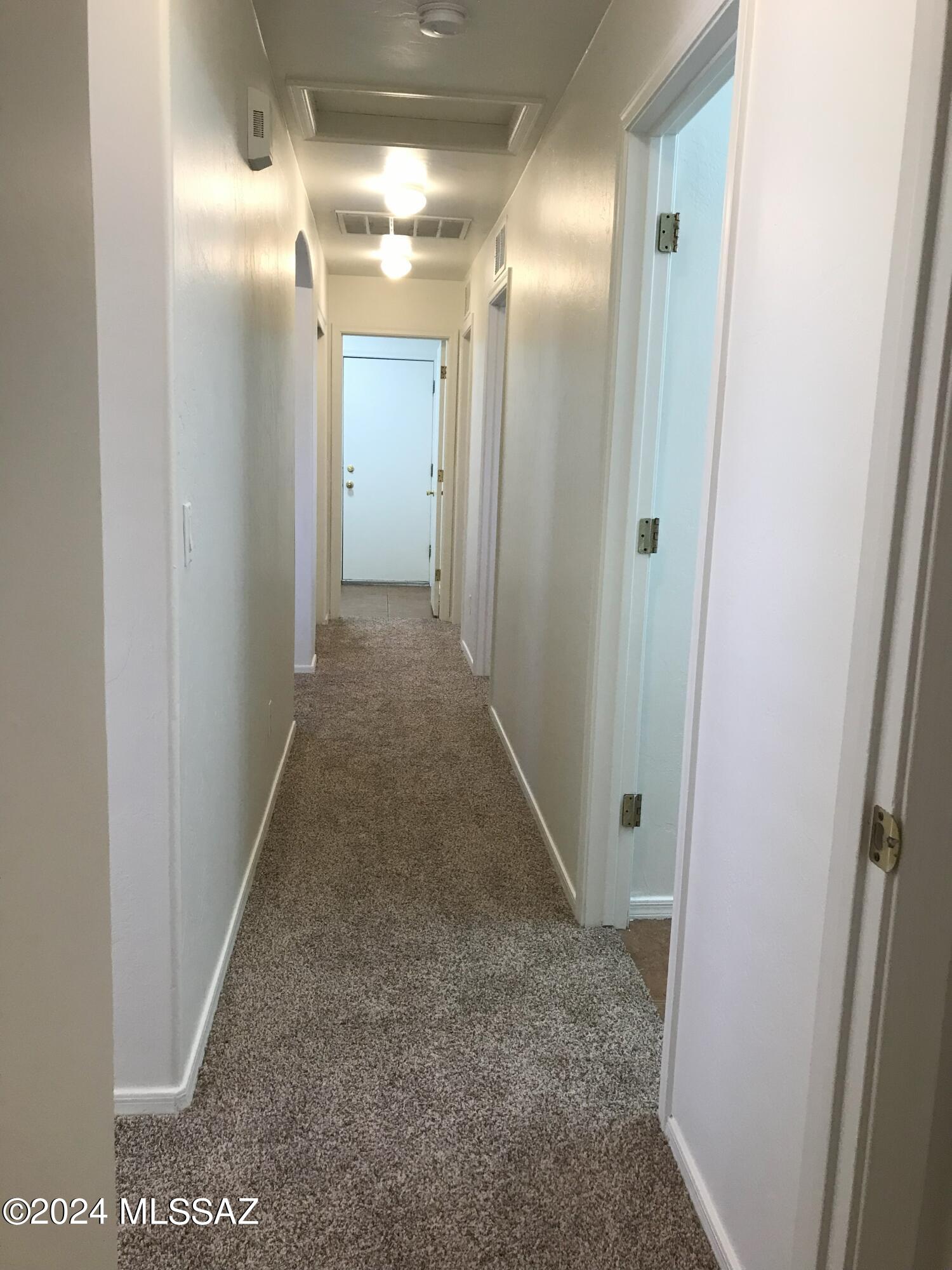 Silver Creek (1-288) - Residential Lease