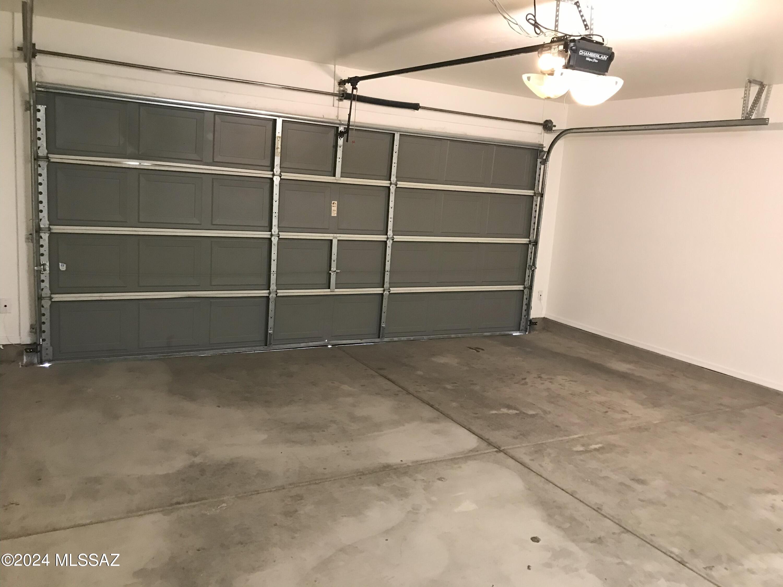 Silver Creek (1-288) - Residential Lease