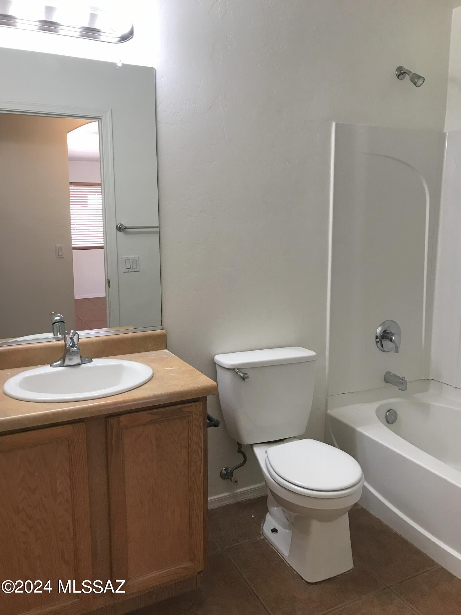 Silver Creek (1-288) - Residential Lease