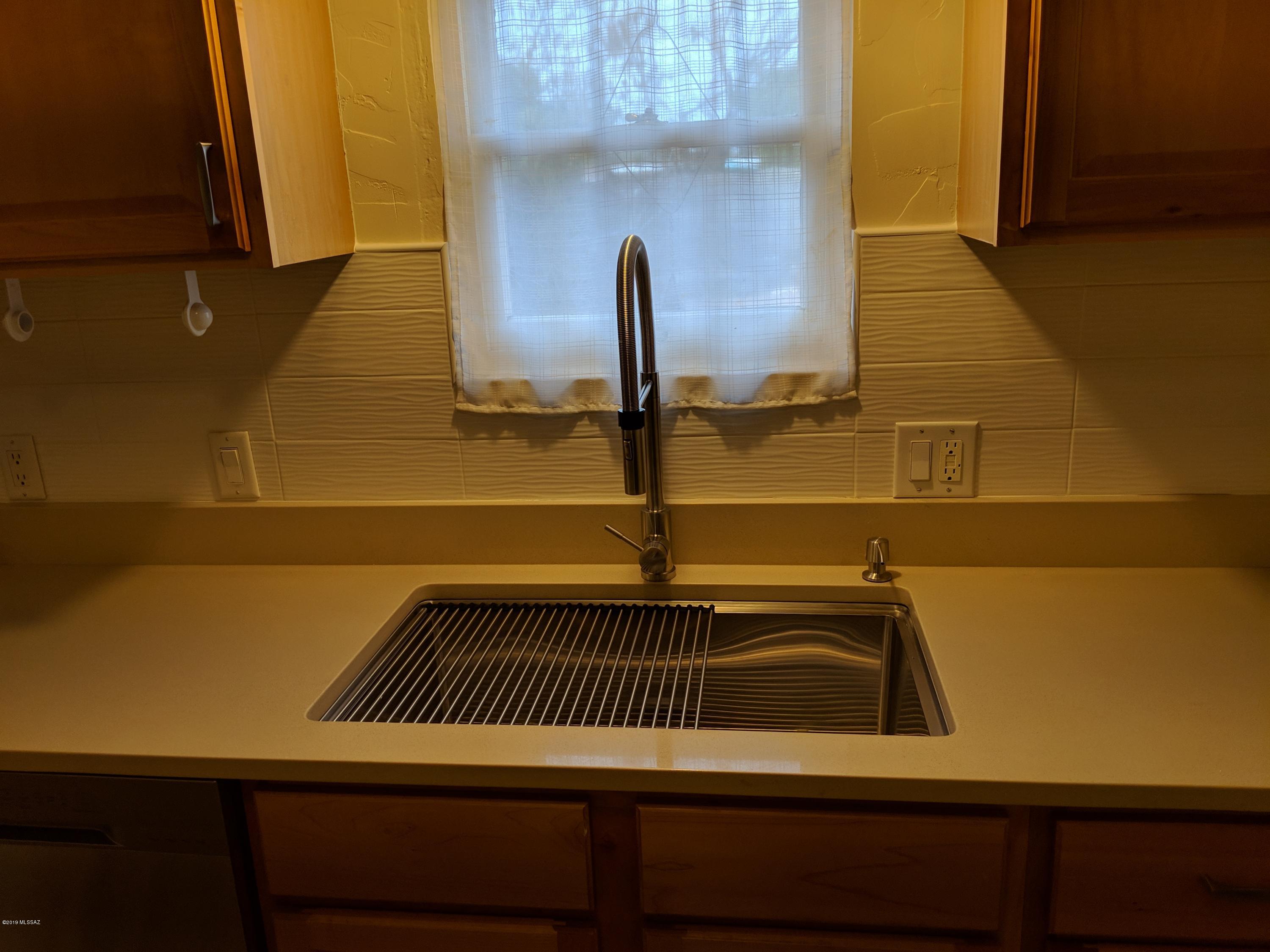 City Of Tuc Lot 10 - Residential Lease