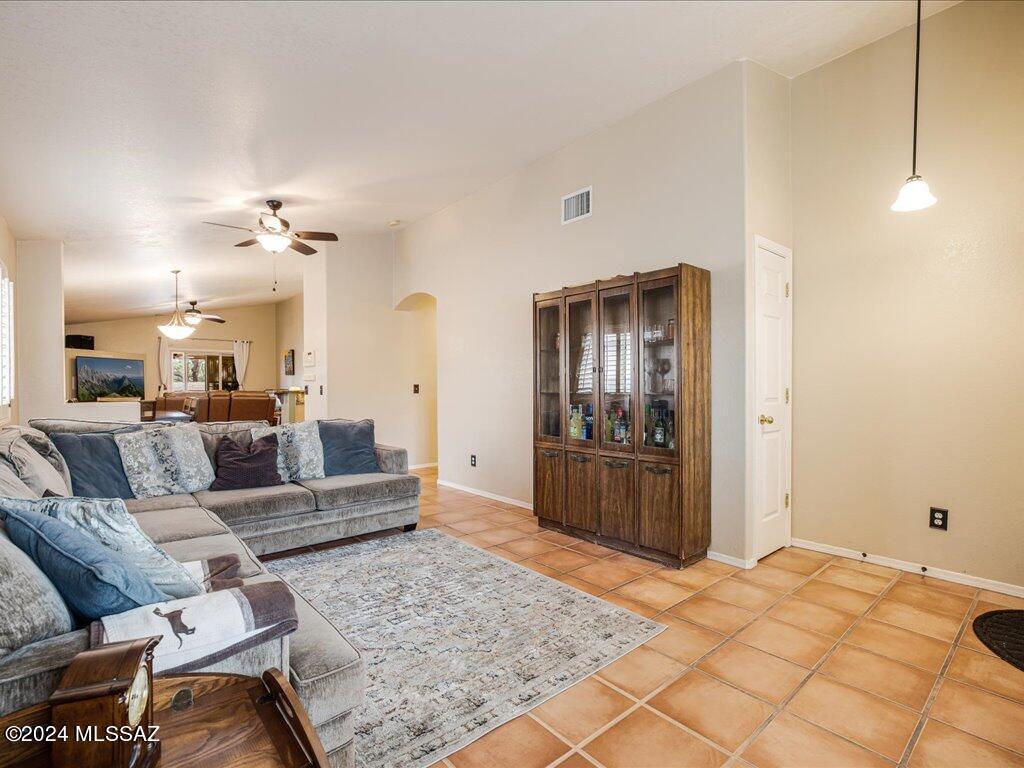 Rancho Elegante - Residential