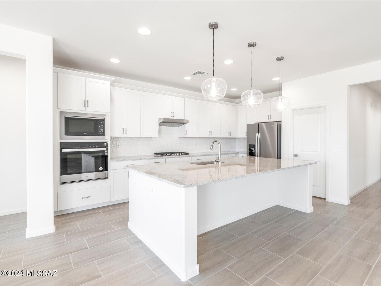 Madera Highlands Village 4A - Residential