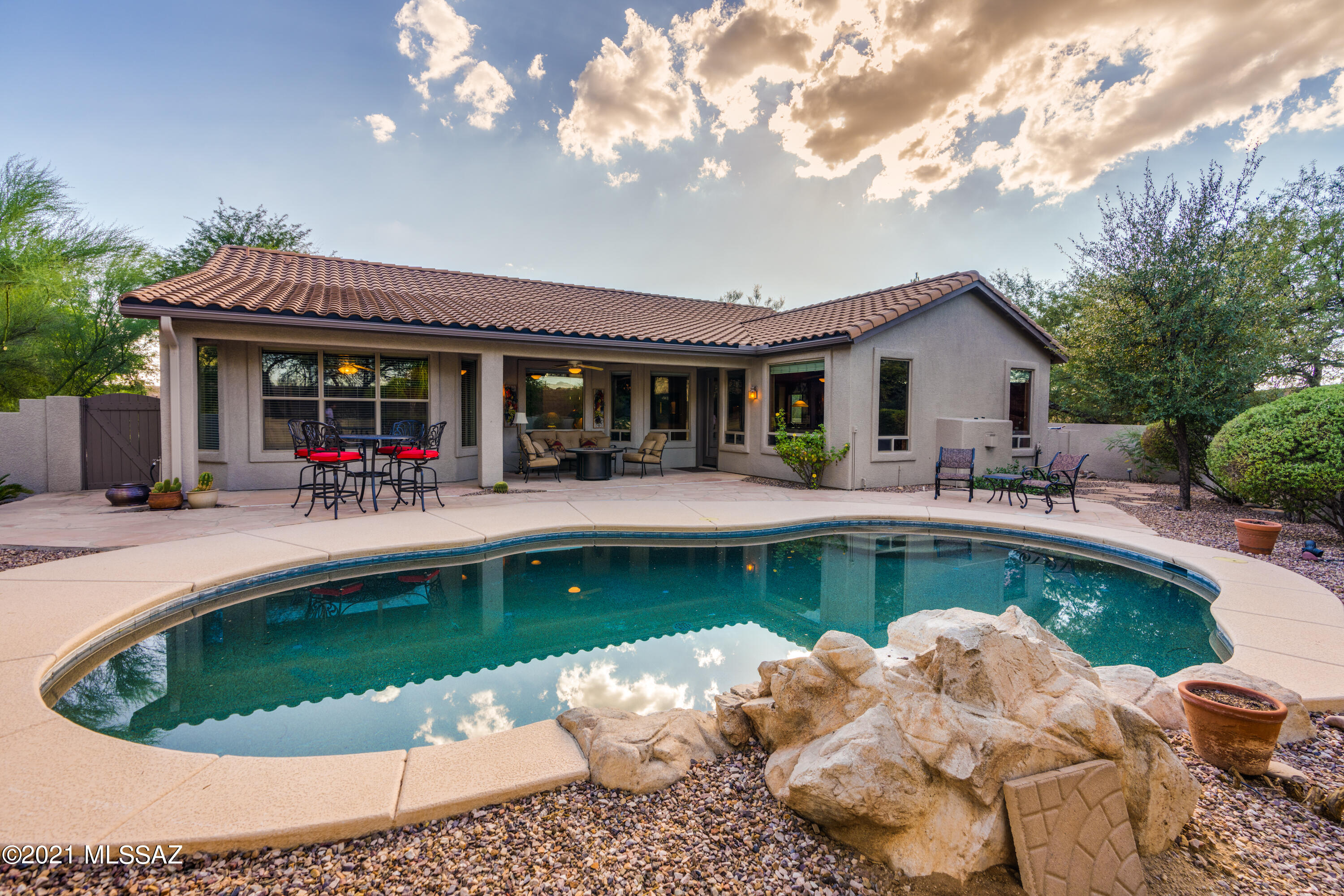 3RD Fairway at Oro Valley Country Club - Residential
