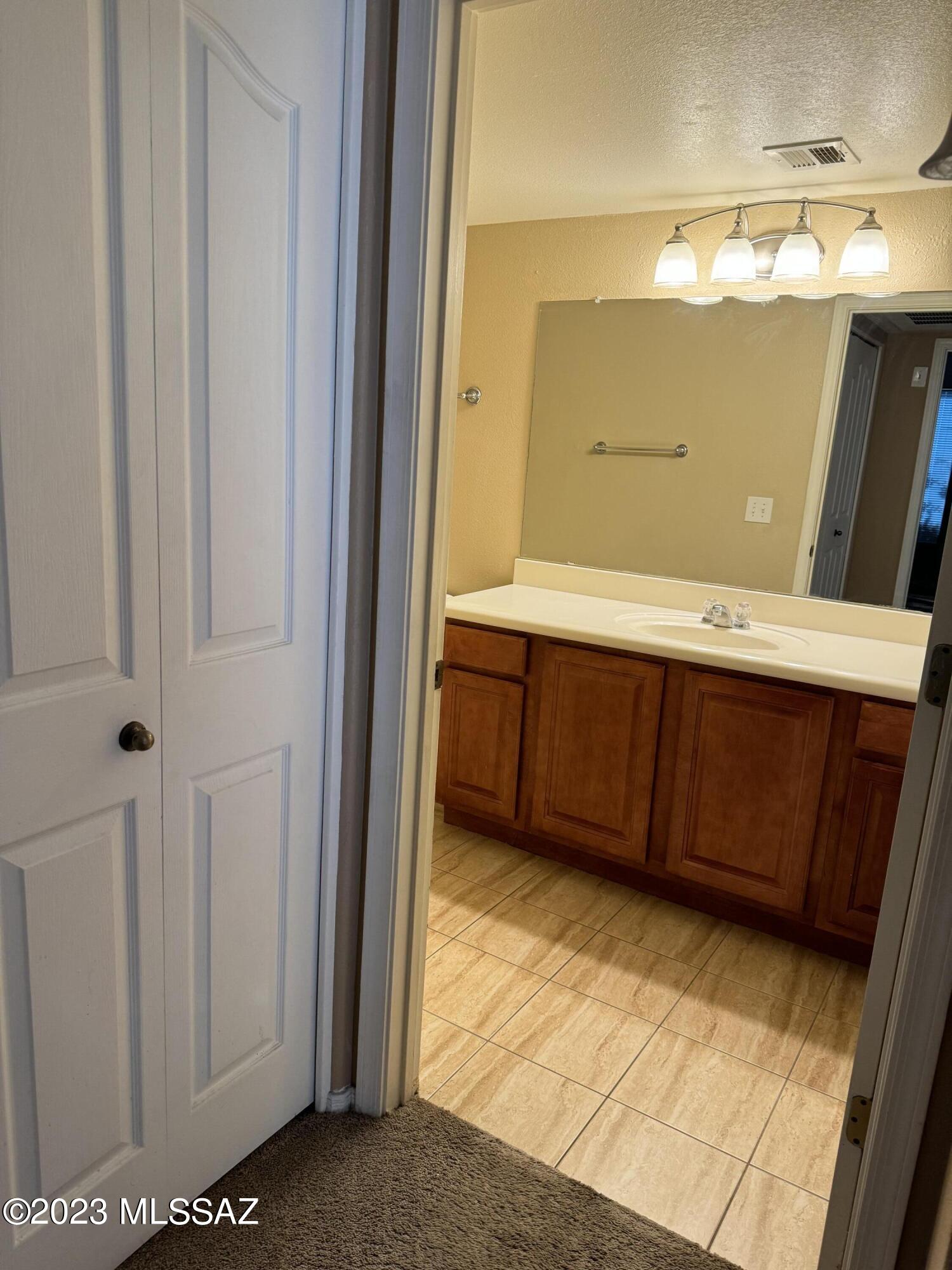 Veranda at Ventana Condominiums - Residential Lease