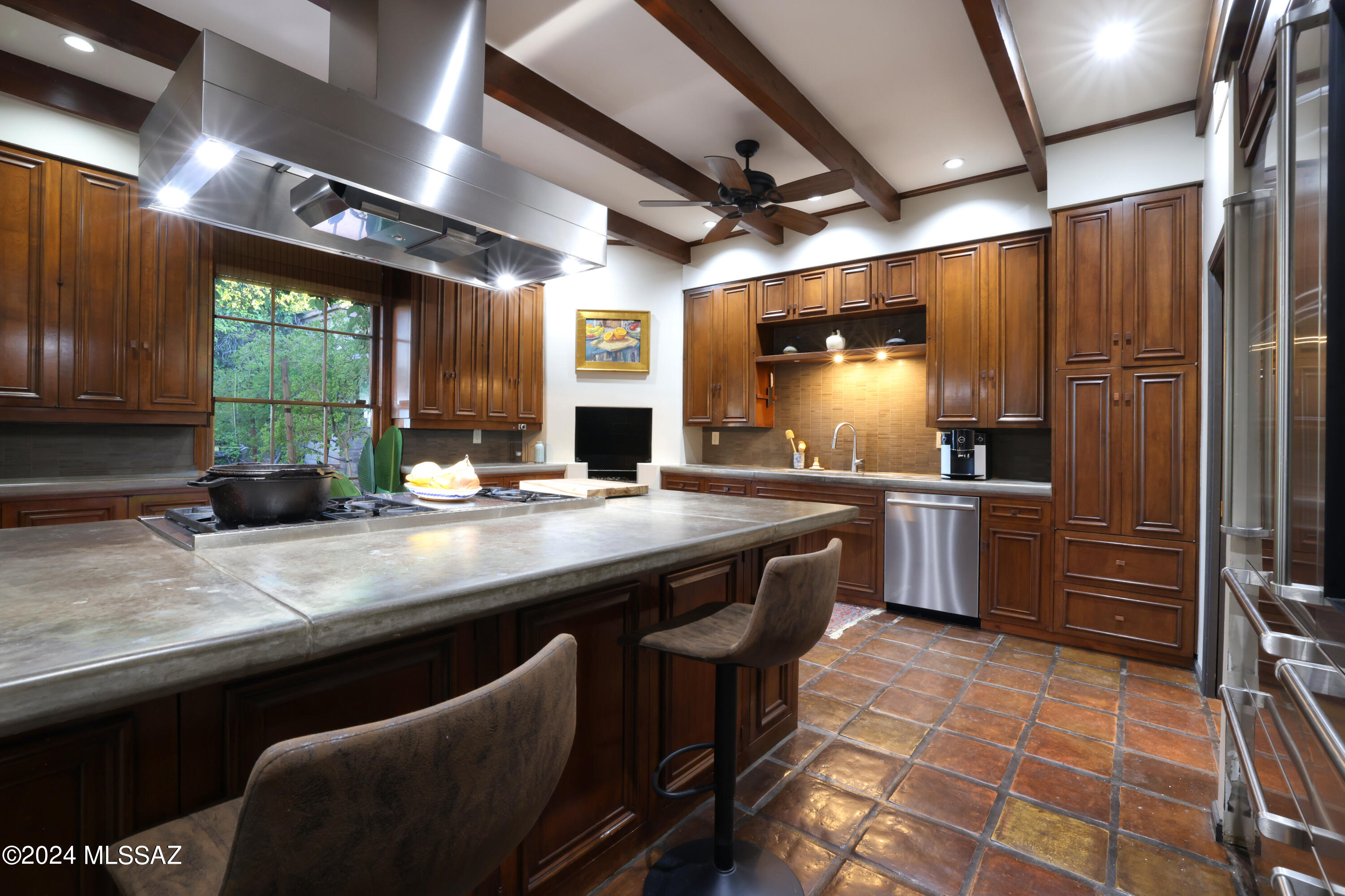Unsubdivided - Residential