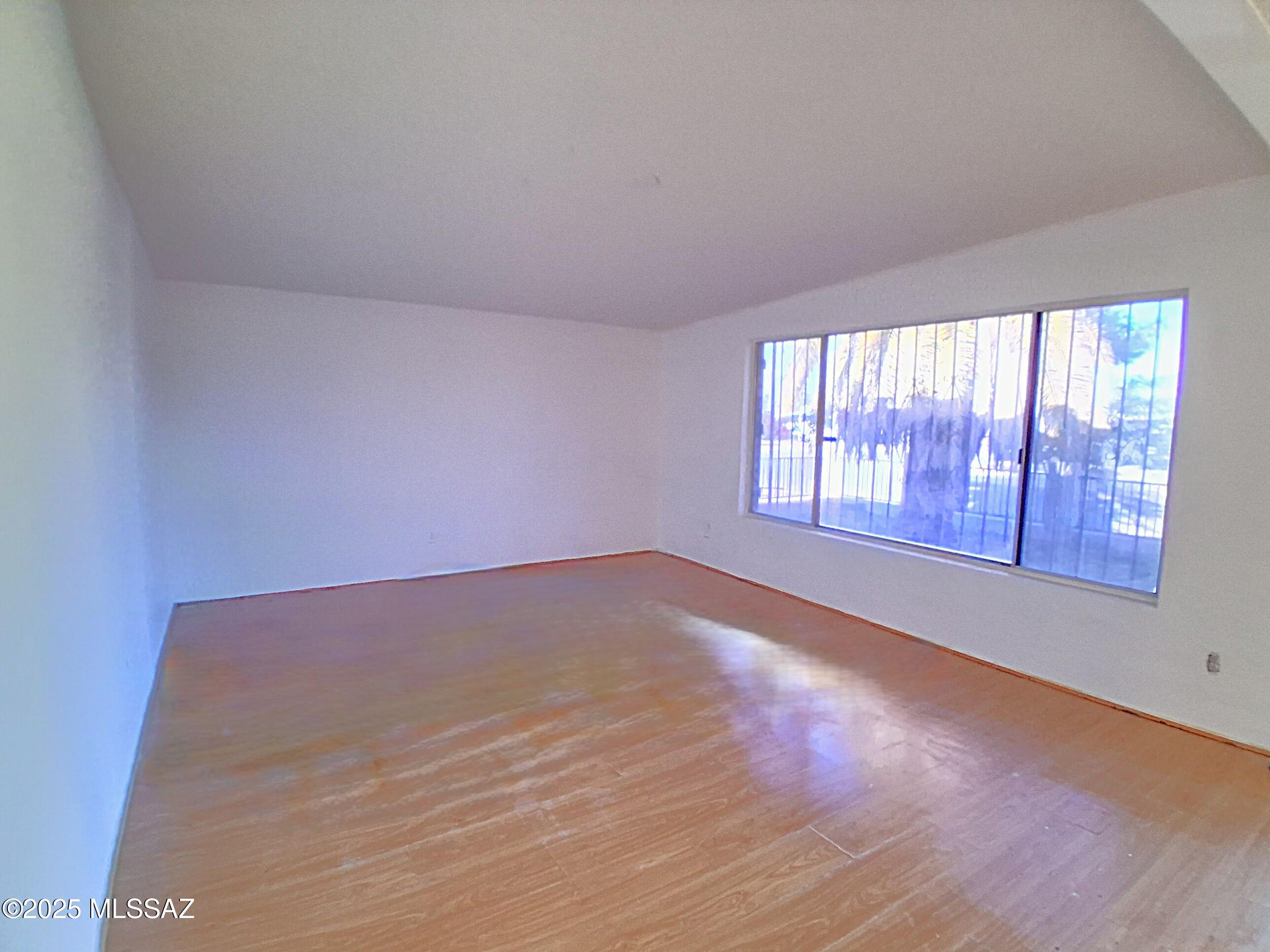 2130 S Calle Cordova