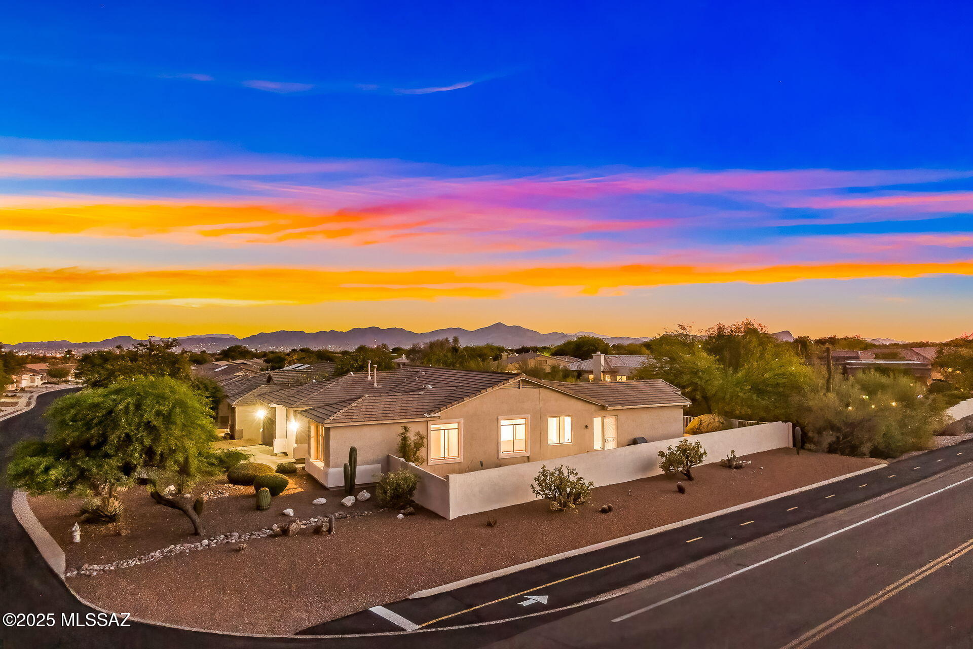 11595 N Mountain Breeze Drive