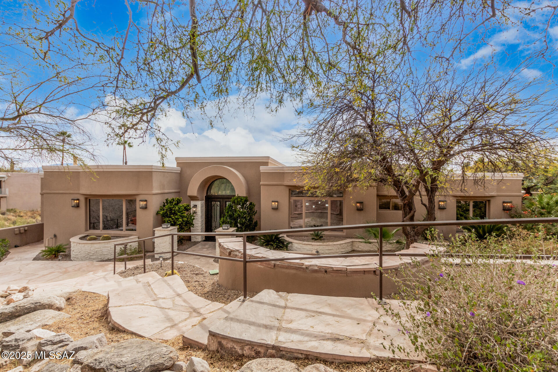 5990 E Terra Grande