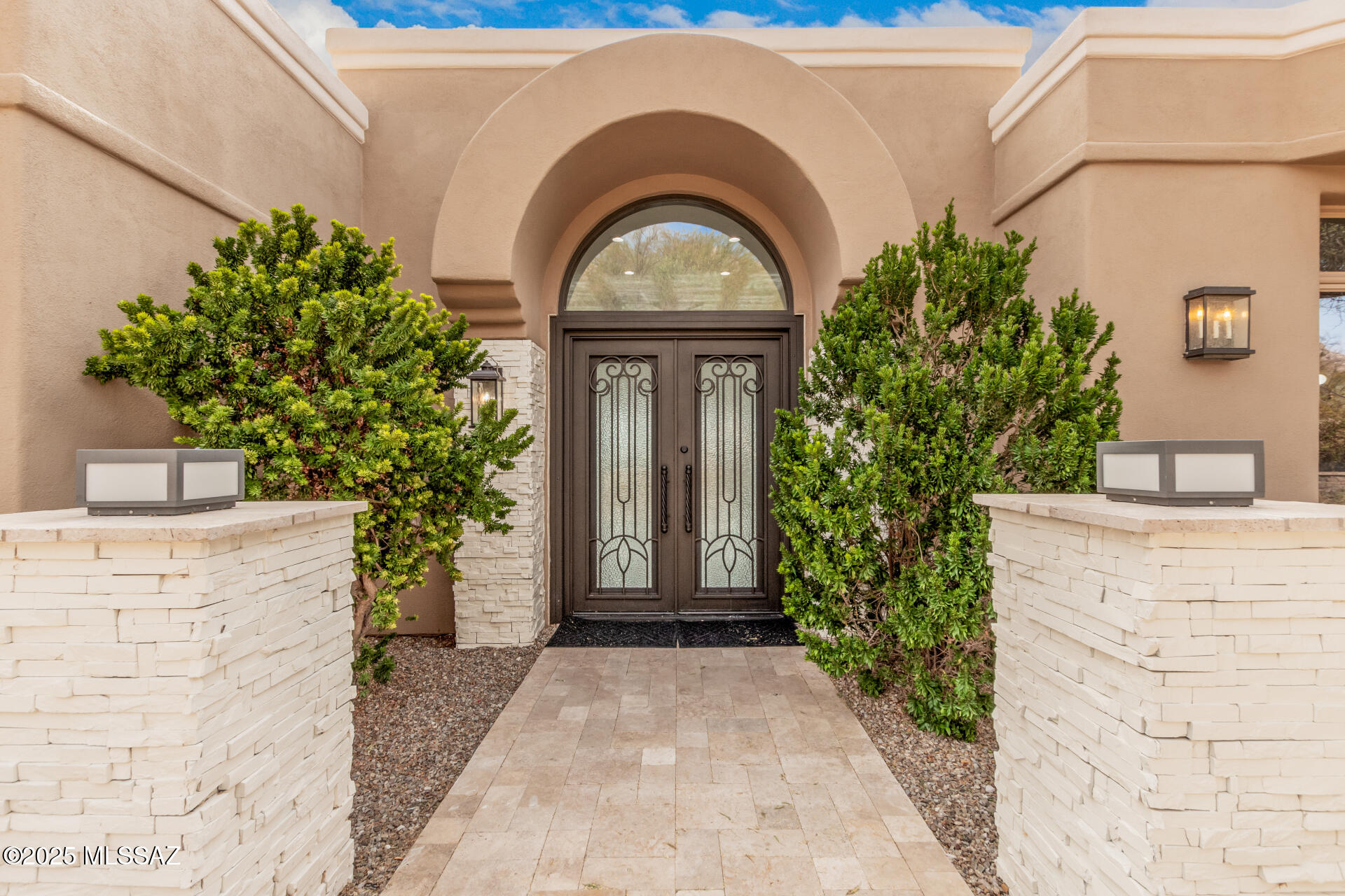 5990 E Terra Grande