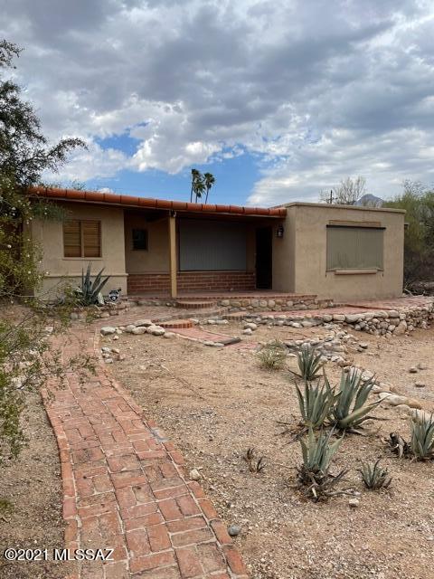 Casas Adobes Estates NO. 3-A - Residential Lease