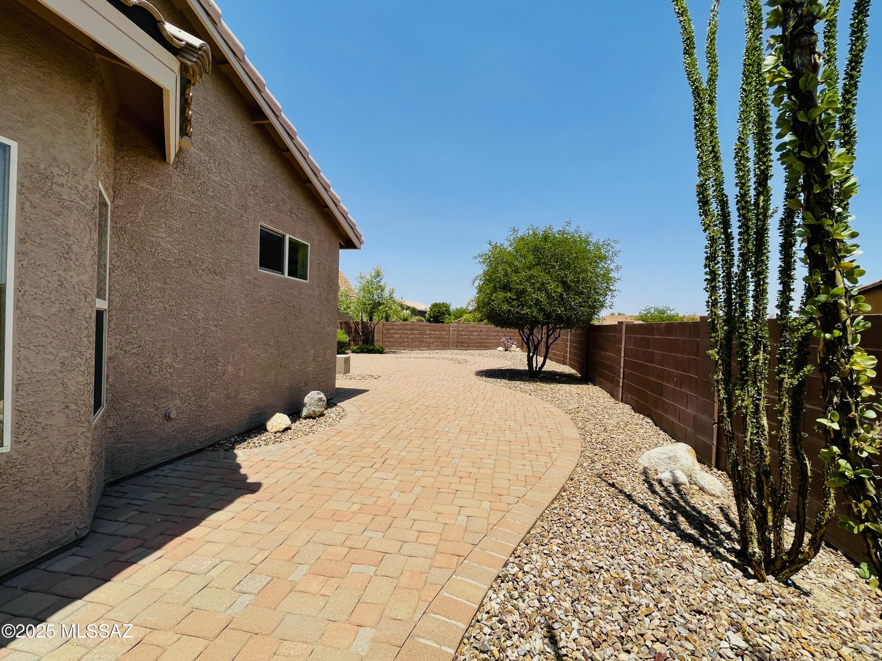 Rancho Agua Dulce (387- 781) - Residential Lease