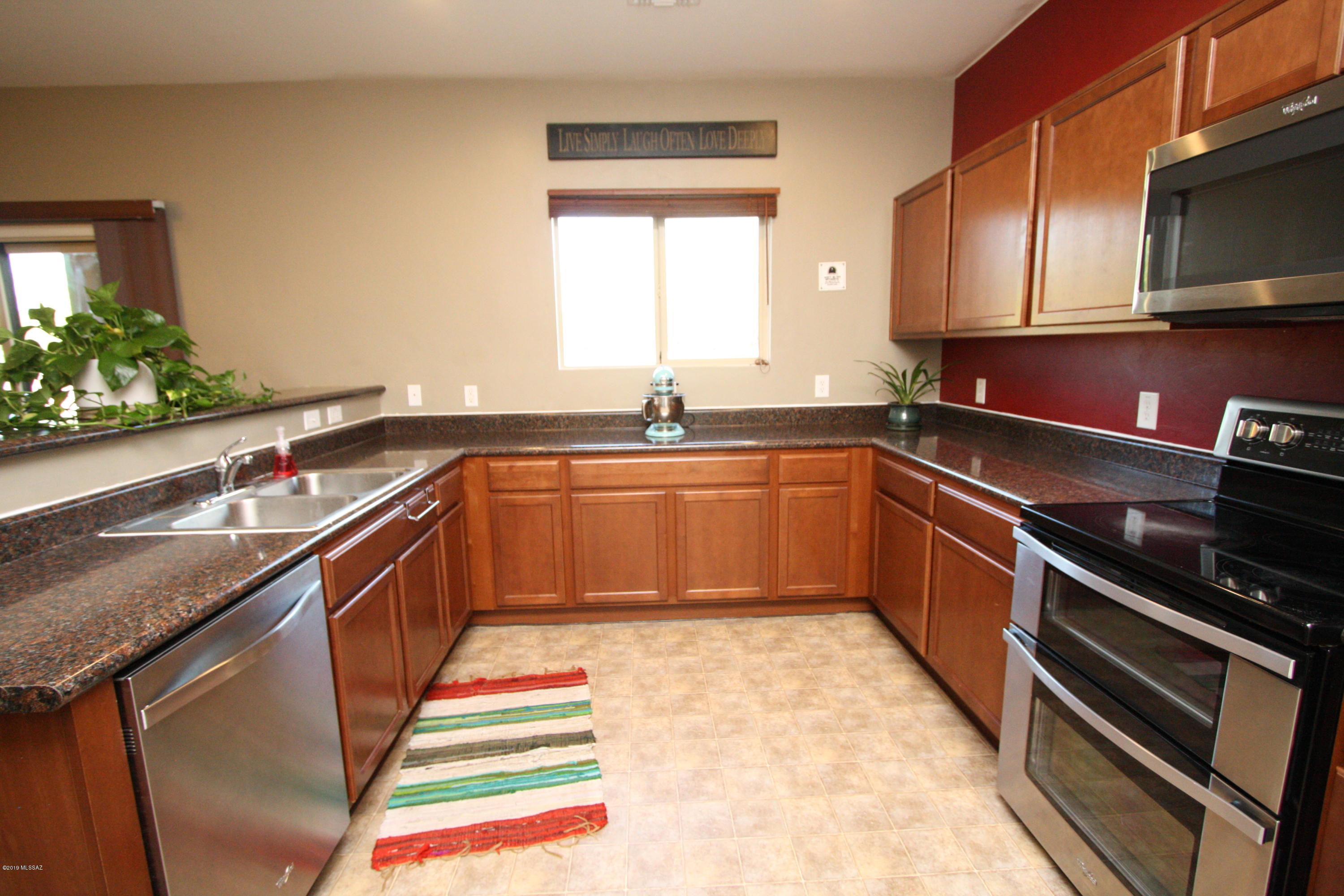 Countryside Manor (1-52) - Residential Lease