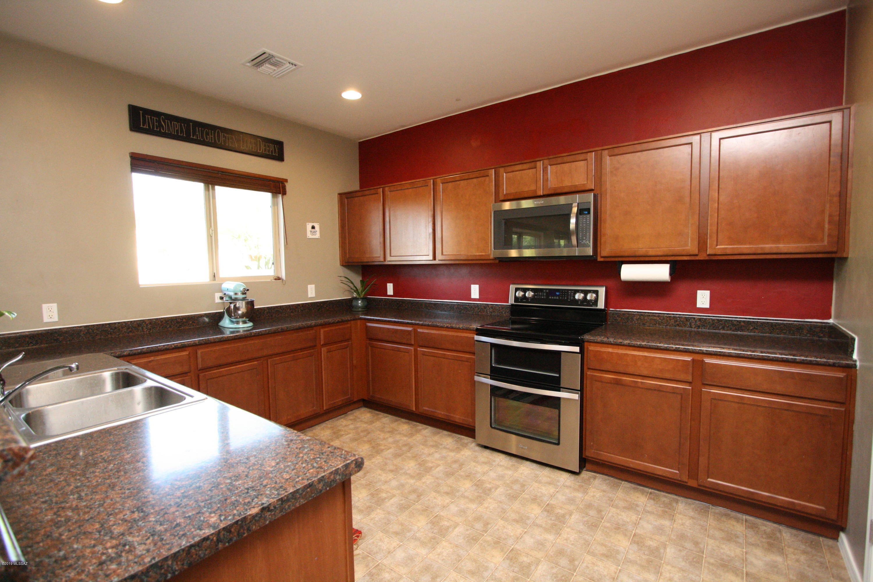 Countryside Manor (1-52) - Residential Lease