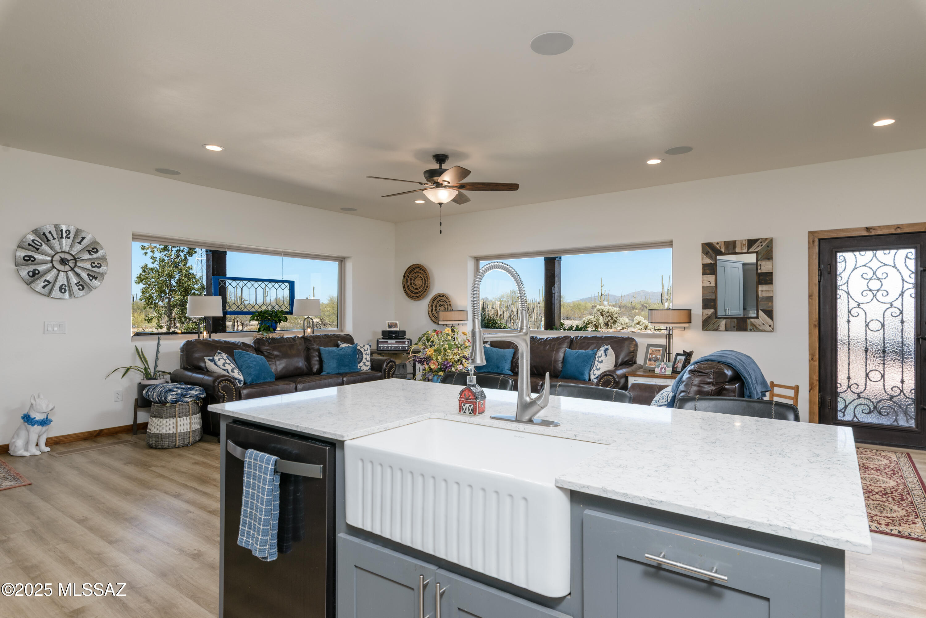 34695 E Redtail Drive