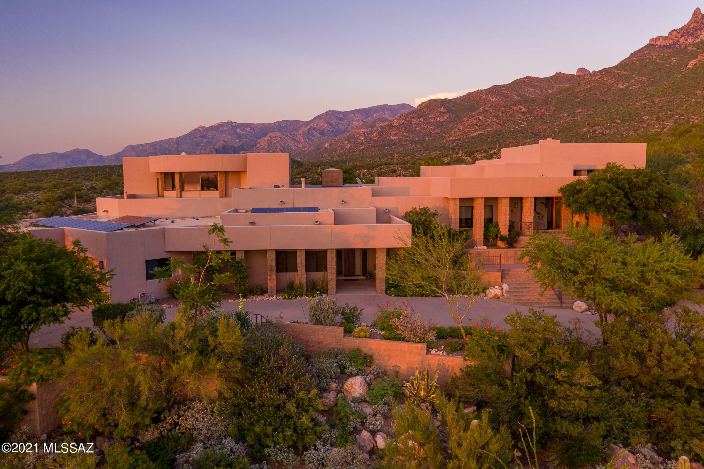 La Reserve (1-24) - Residential
