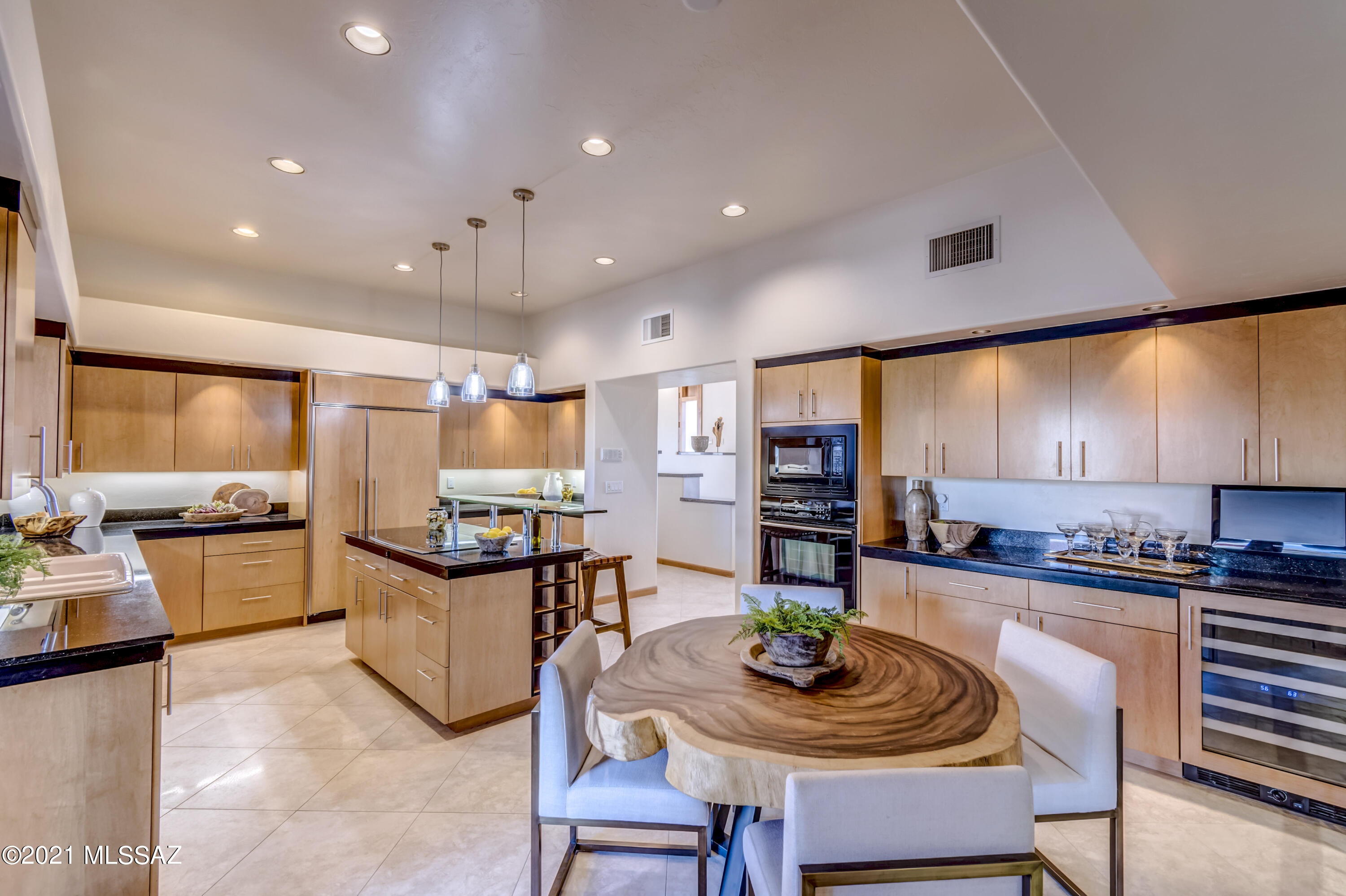 La Reserve (1-24) - Residential