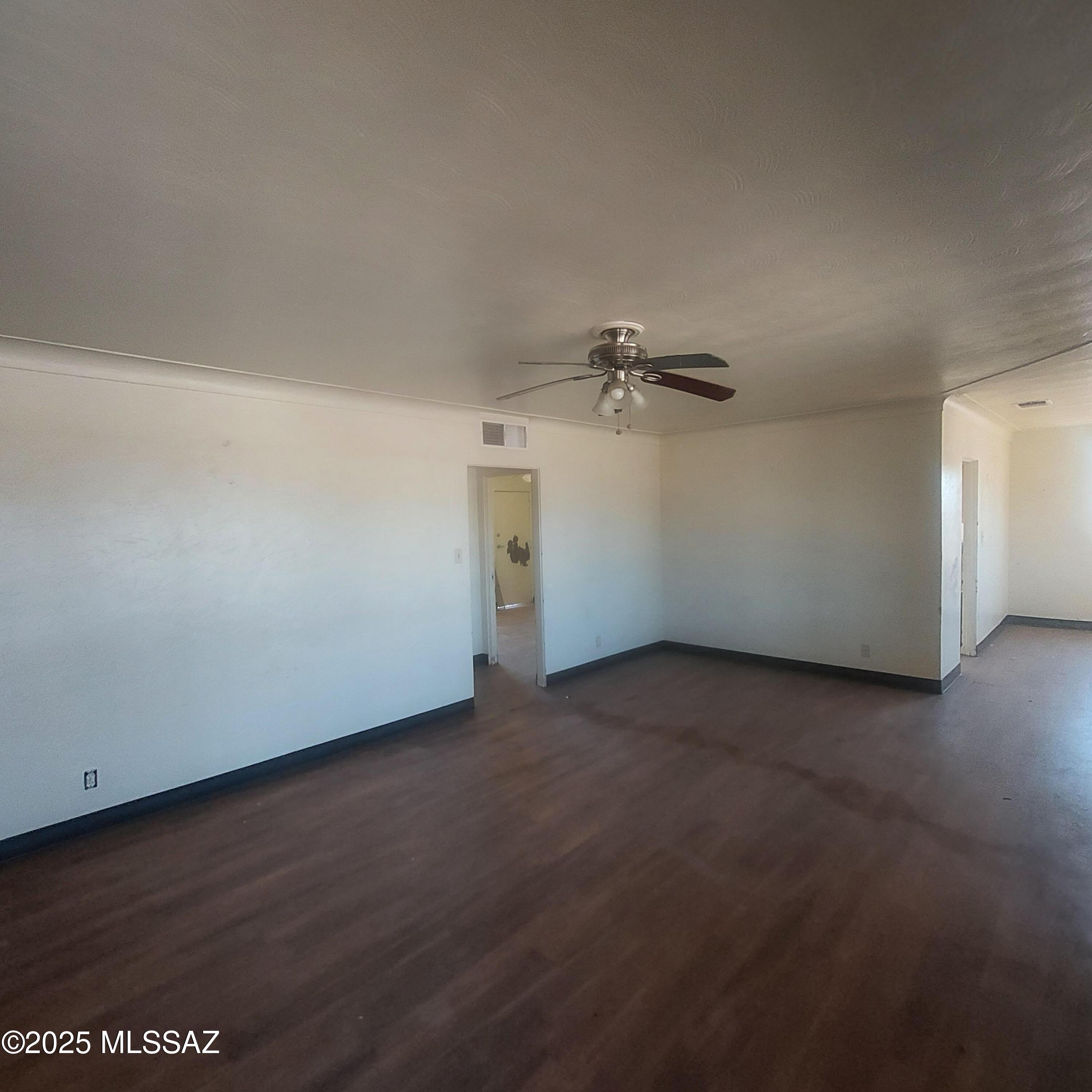 1148 N Catalina Avenue