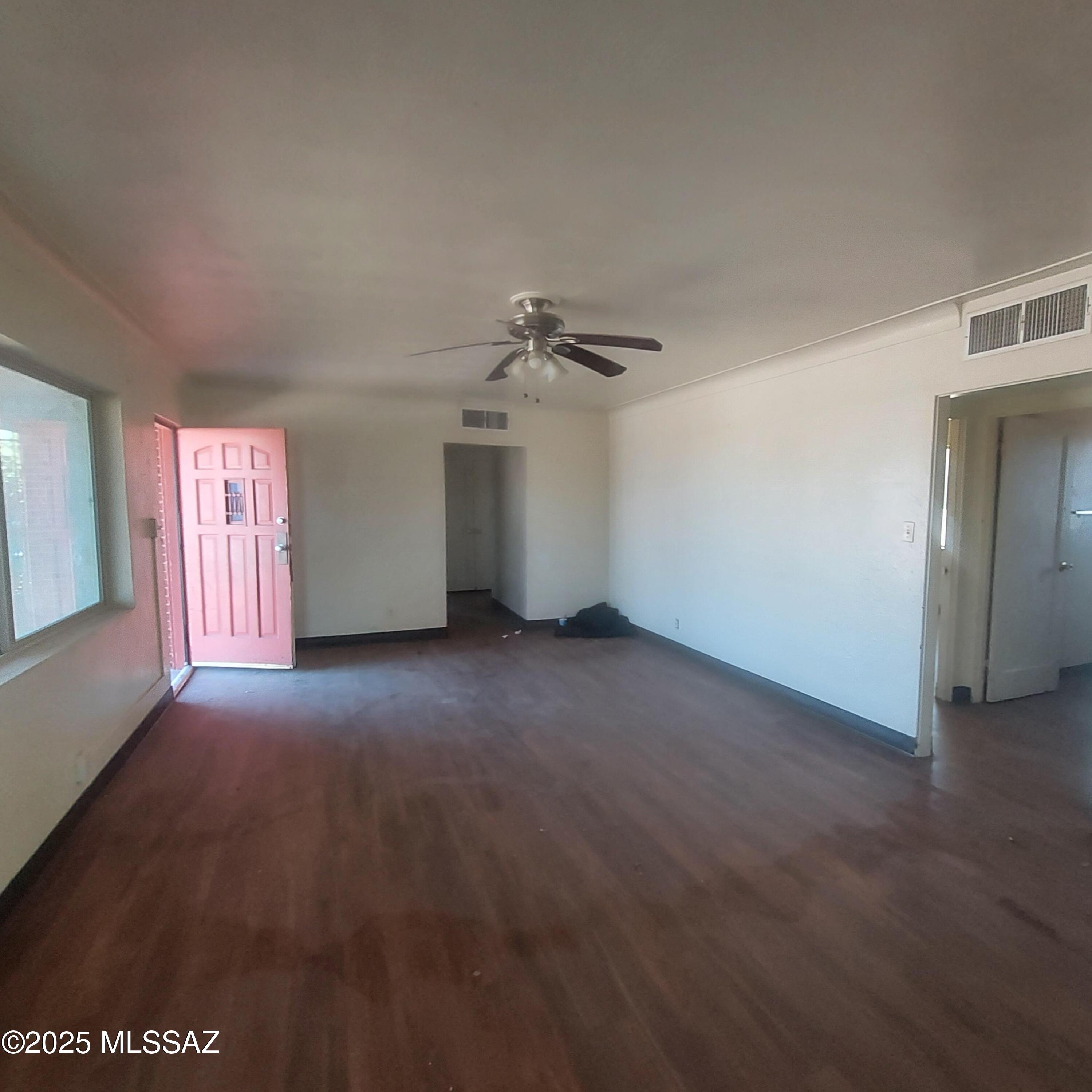 1148 N Catalina Avenue