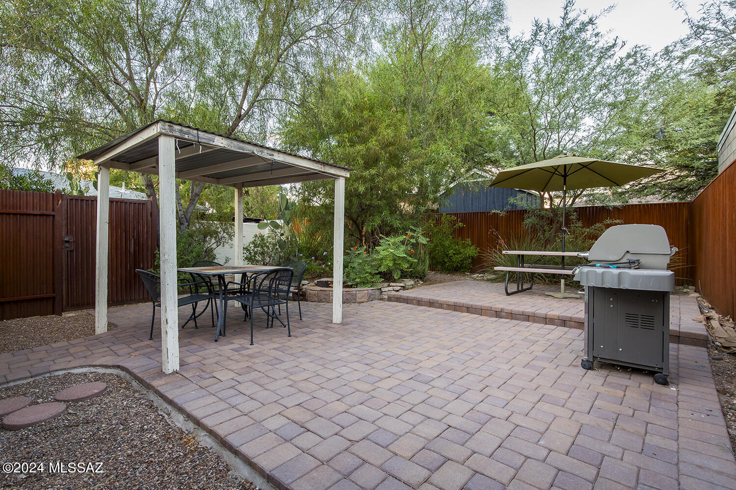 Hoff-Cochran-Riecker - Residential