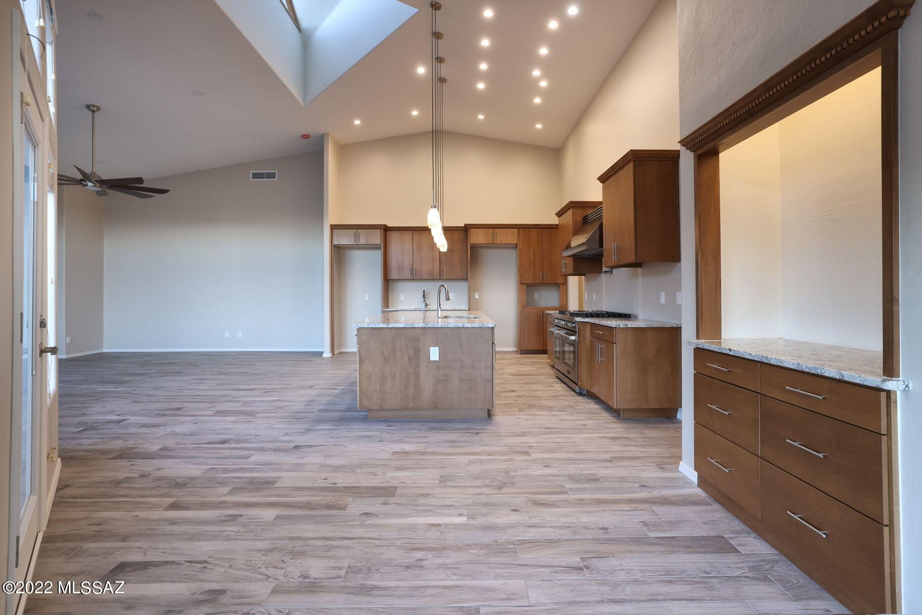 Casas Colina Cabo NO. 2 (31-67) - Residential