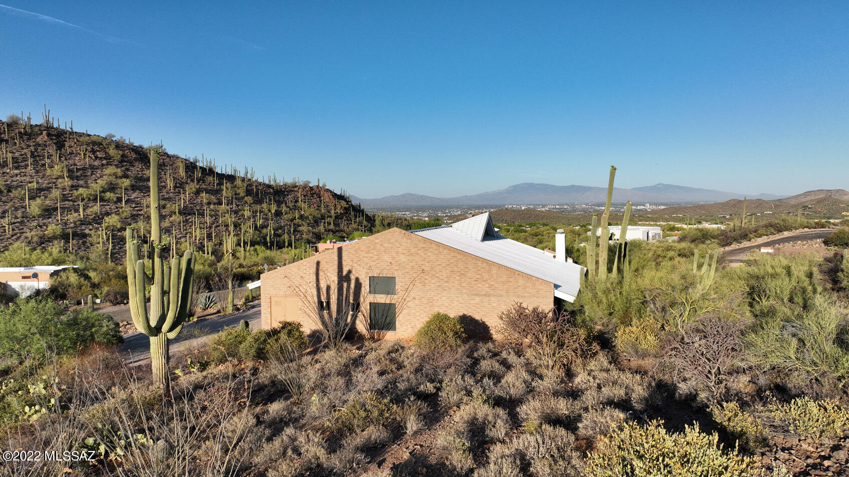 Casas Colina Cabo NO. 2 (31-67) - Residential