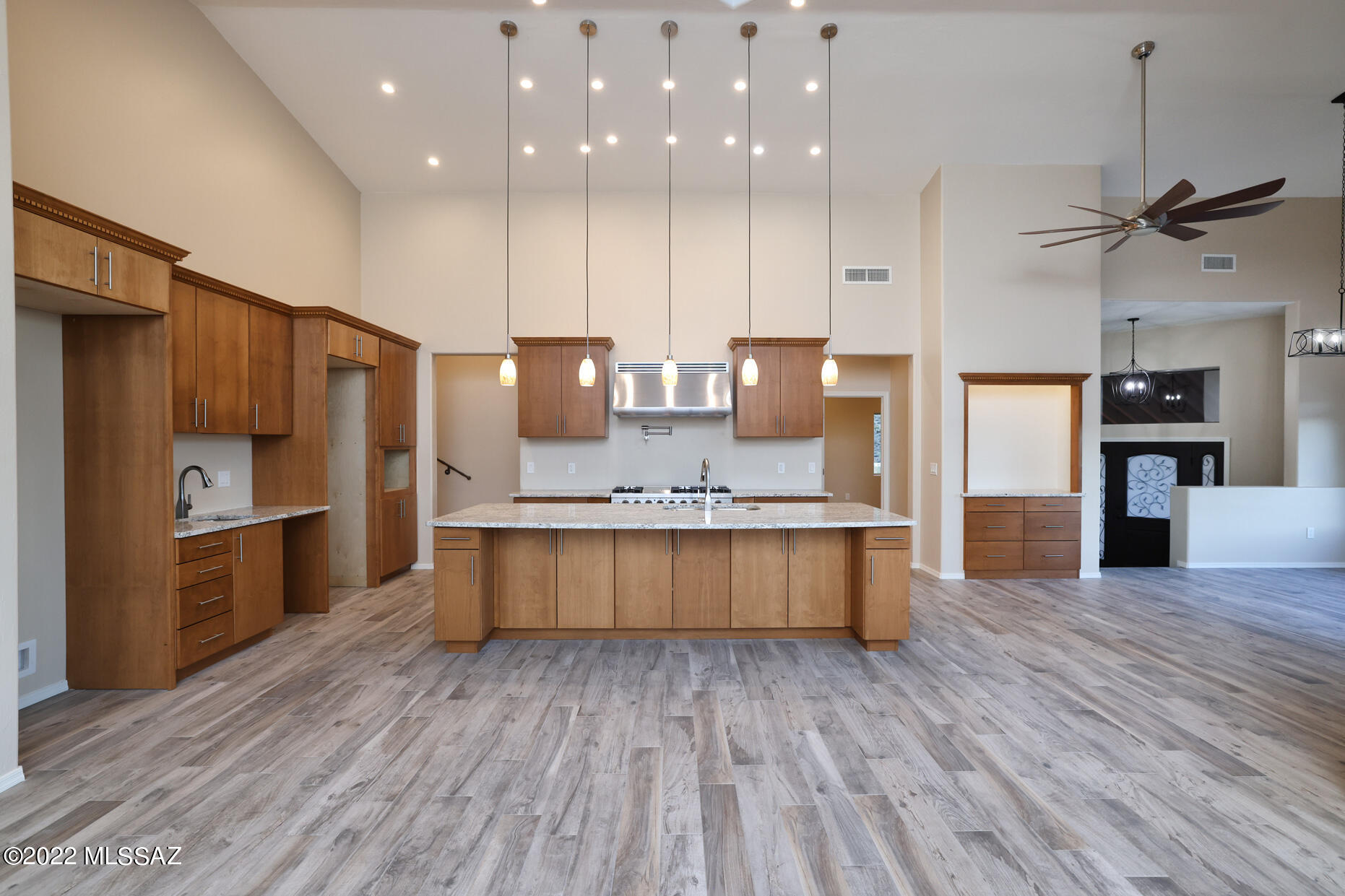 Casas Colina Cabo NO. 2 (31-67) - Residential