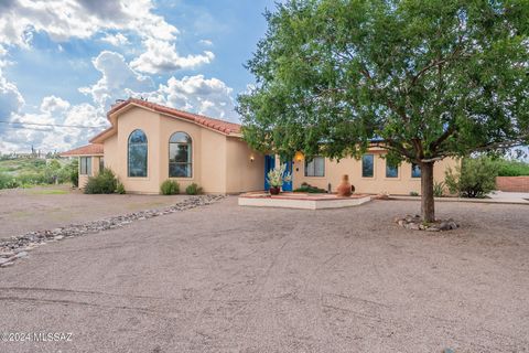 A home in Rio Rico