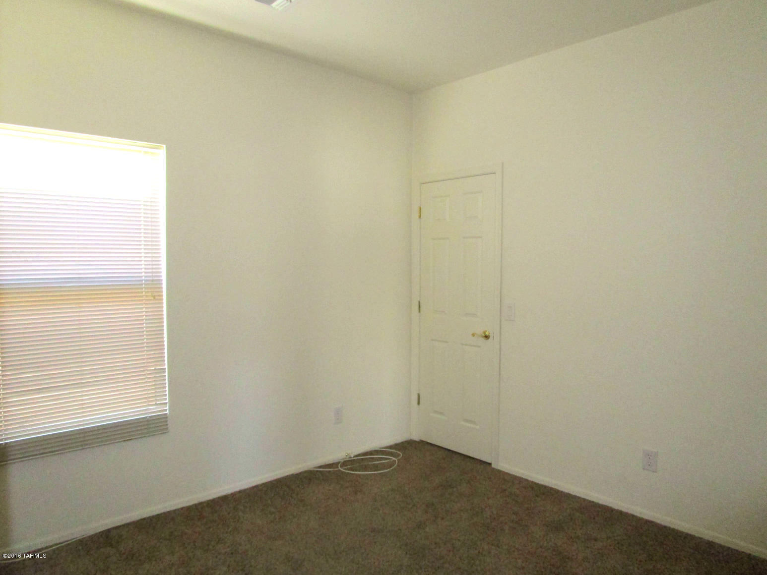 Houghton Village (1-55) - Residential Lease
