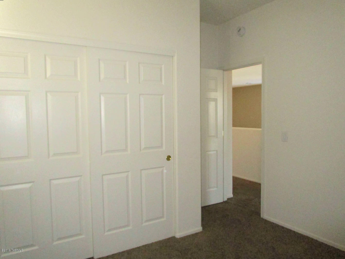 Houghton Village (1-55) - Residential Lease