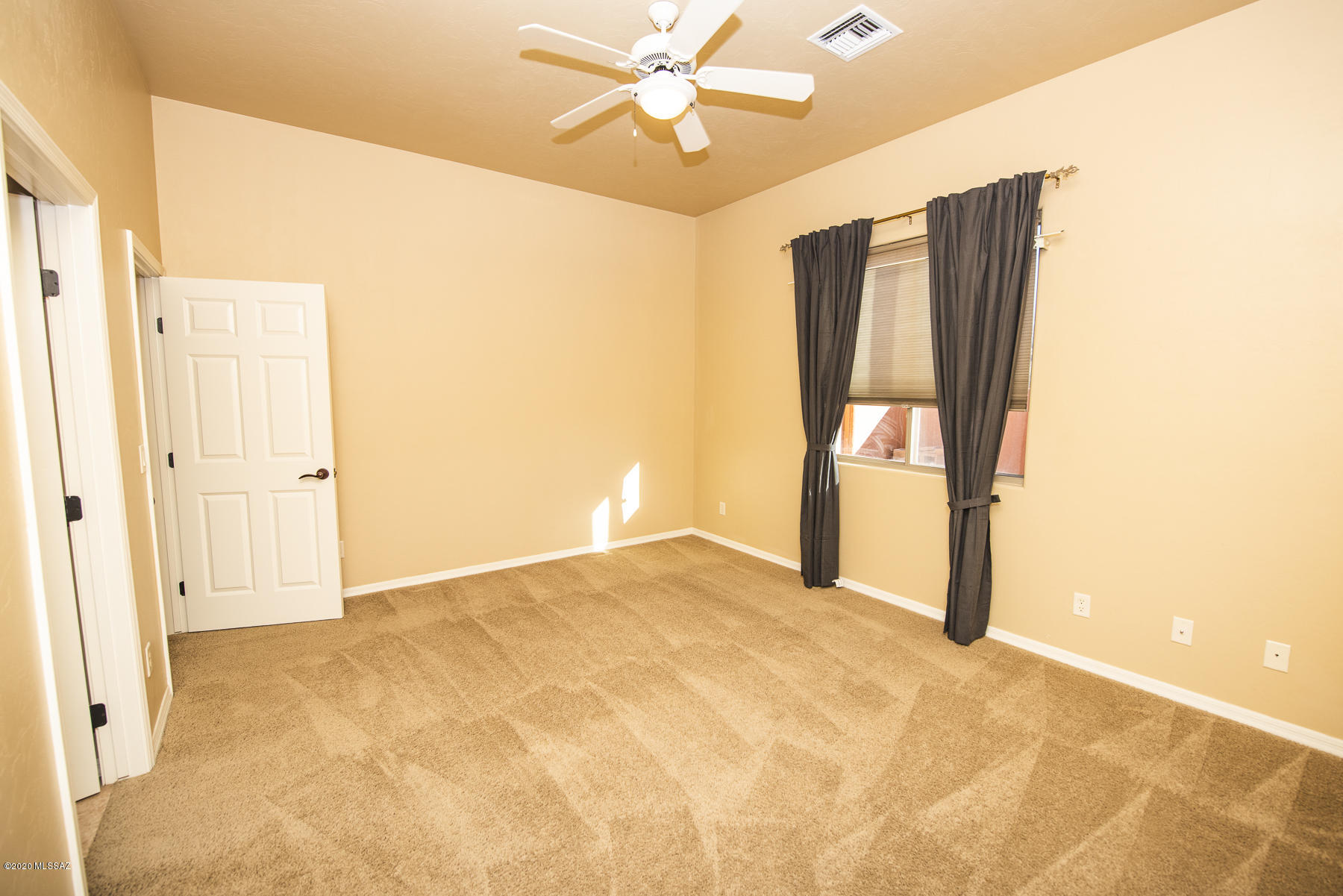 Coyote Creek (1-395) - Residential