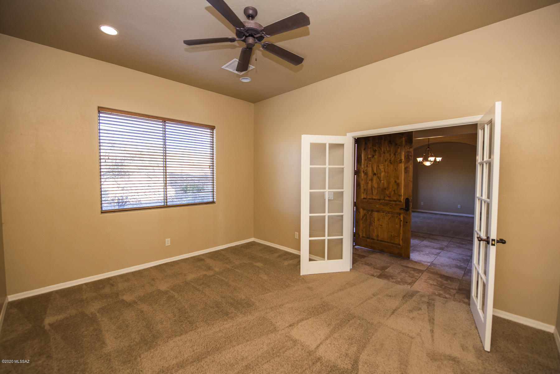 Coyote Creek (1-395) - Residential