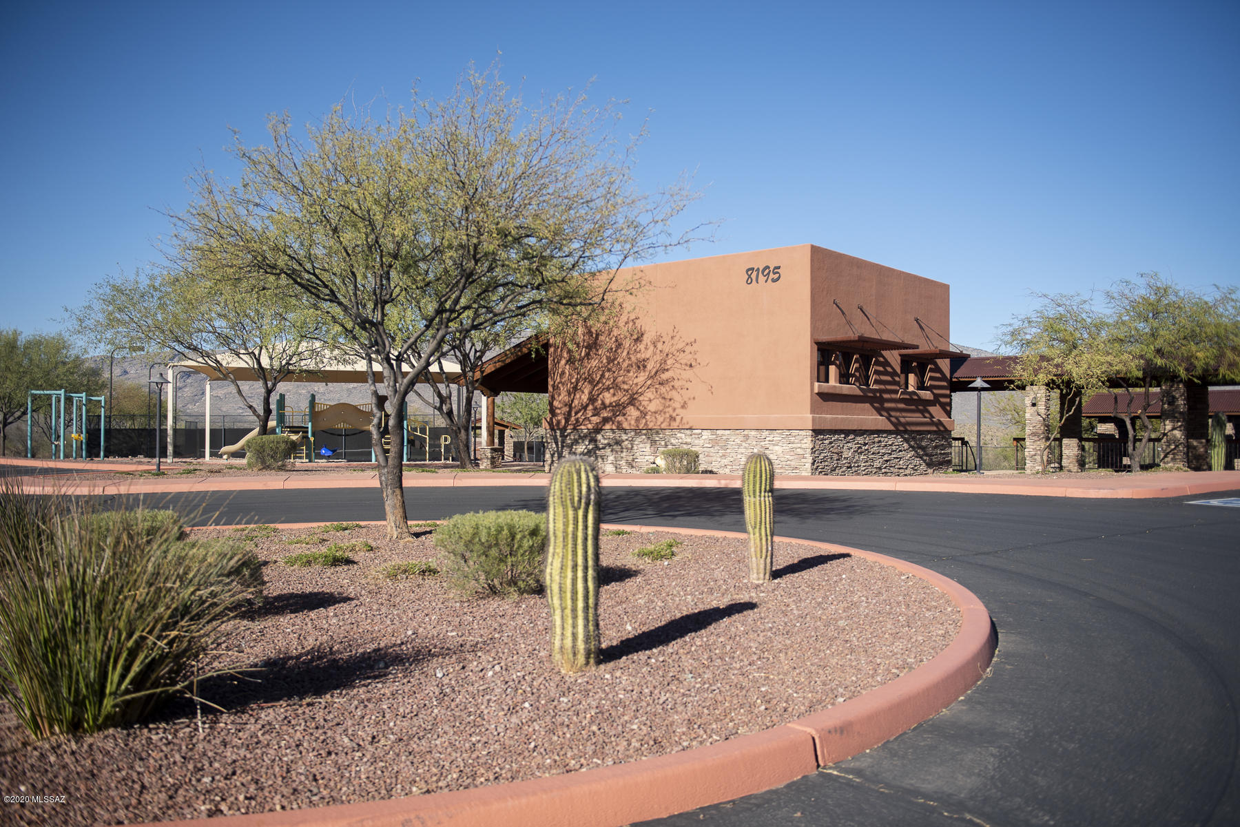 Coyote Creek (1-395) - Residential