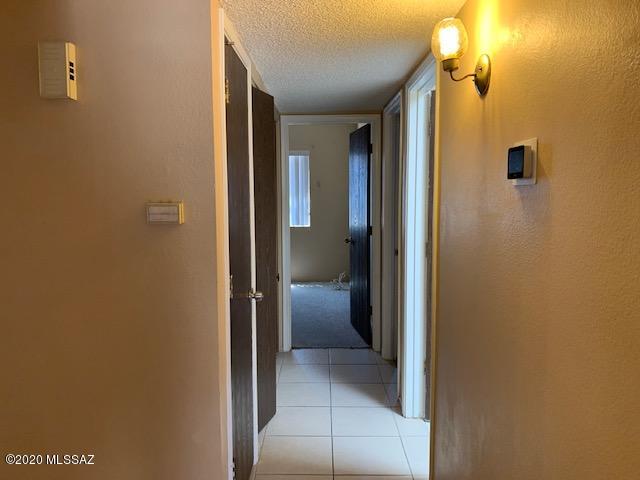 Pantano Park Townhouses - Residential