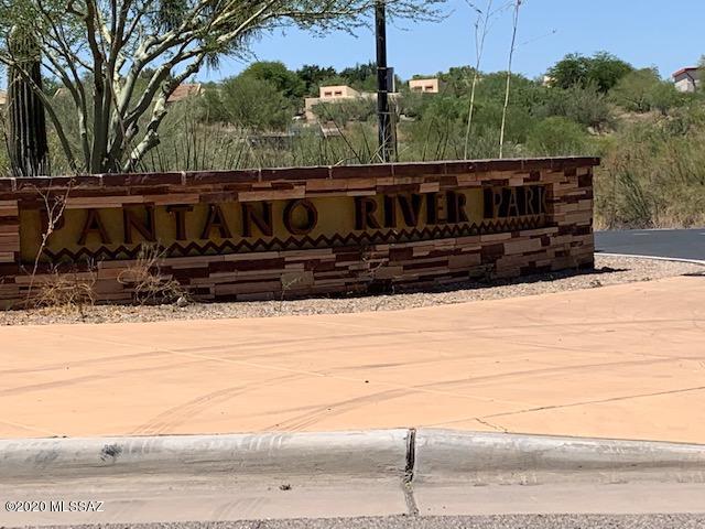 Pantano Park Townhouses - Residential