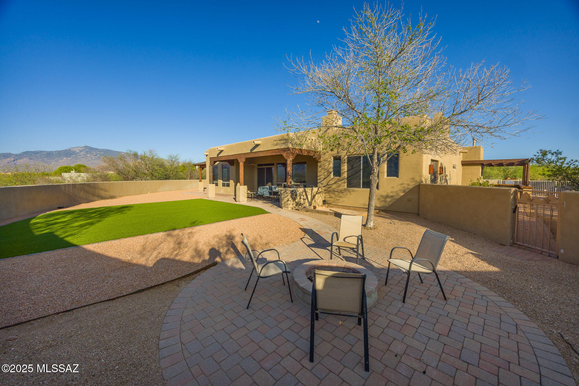 Coyote Creek (1-395) - Residential