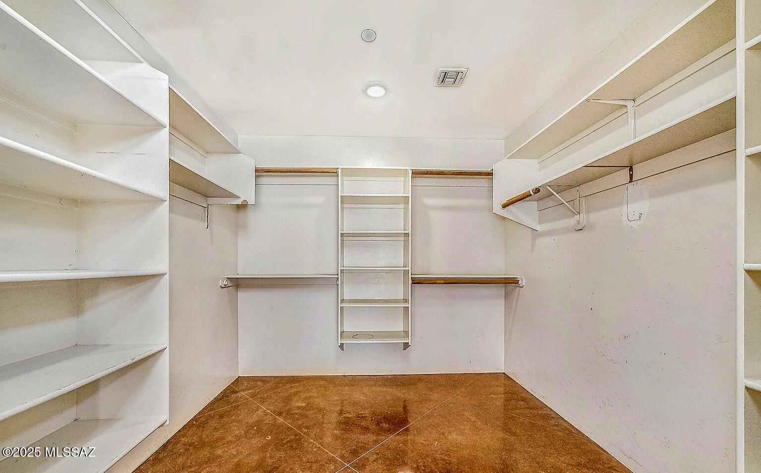 Coyote Creek (1-395) - Residential