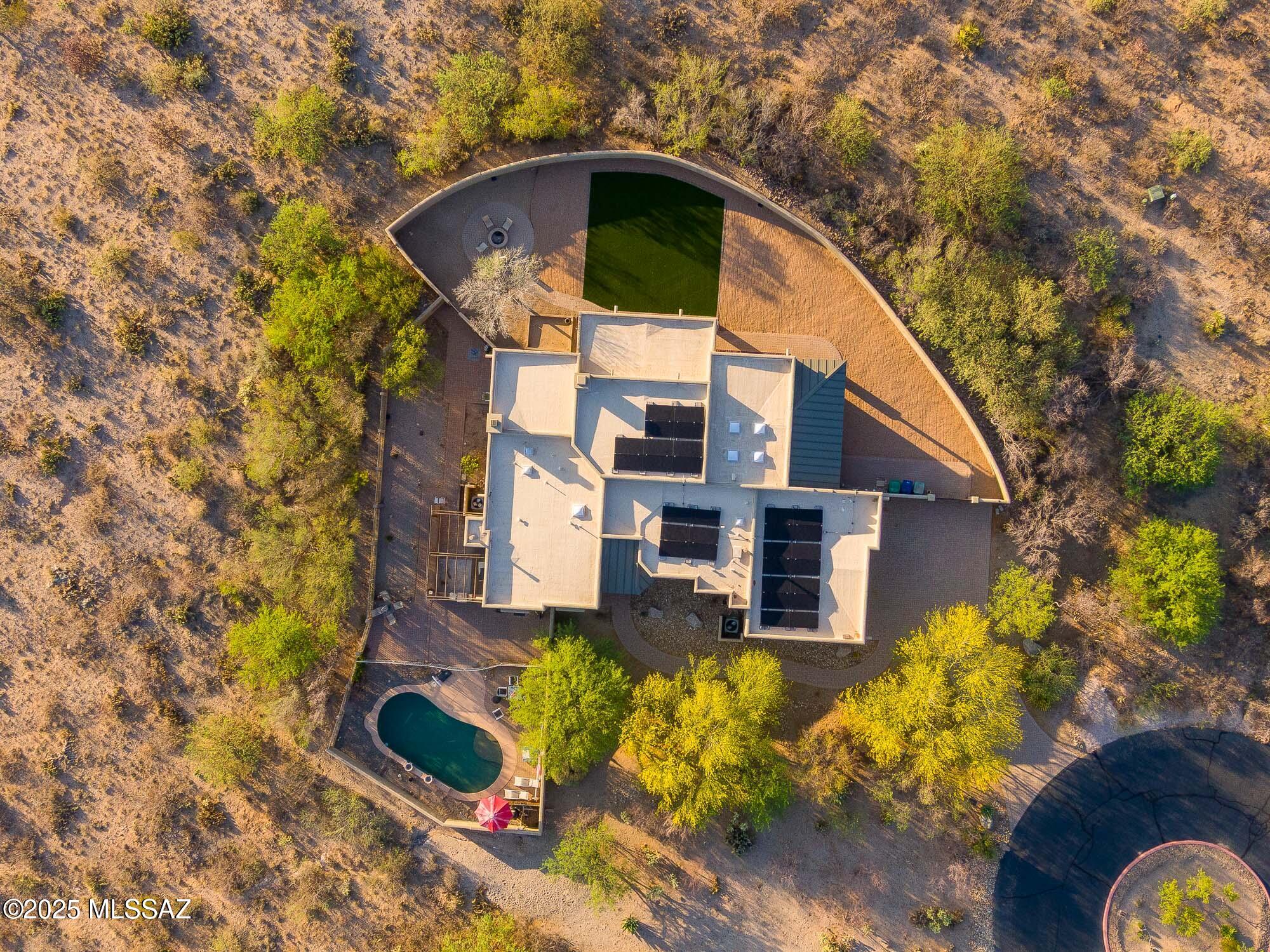 Coyote Creek (1-395) - Residential